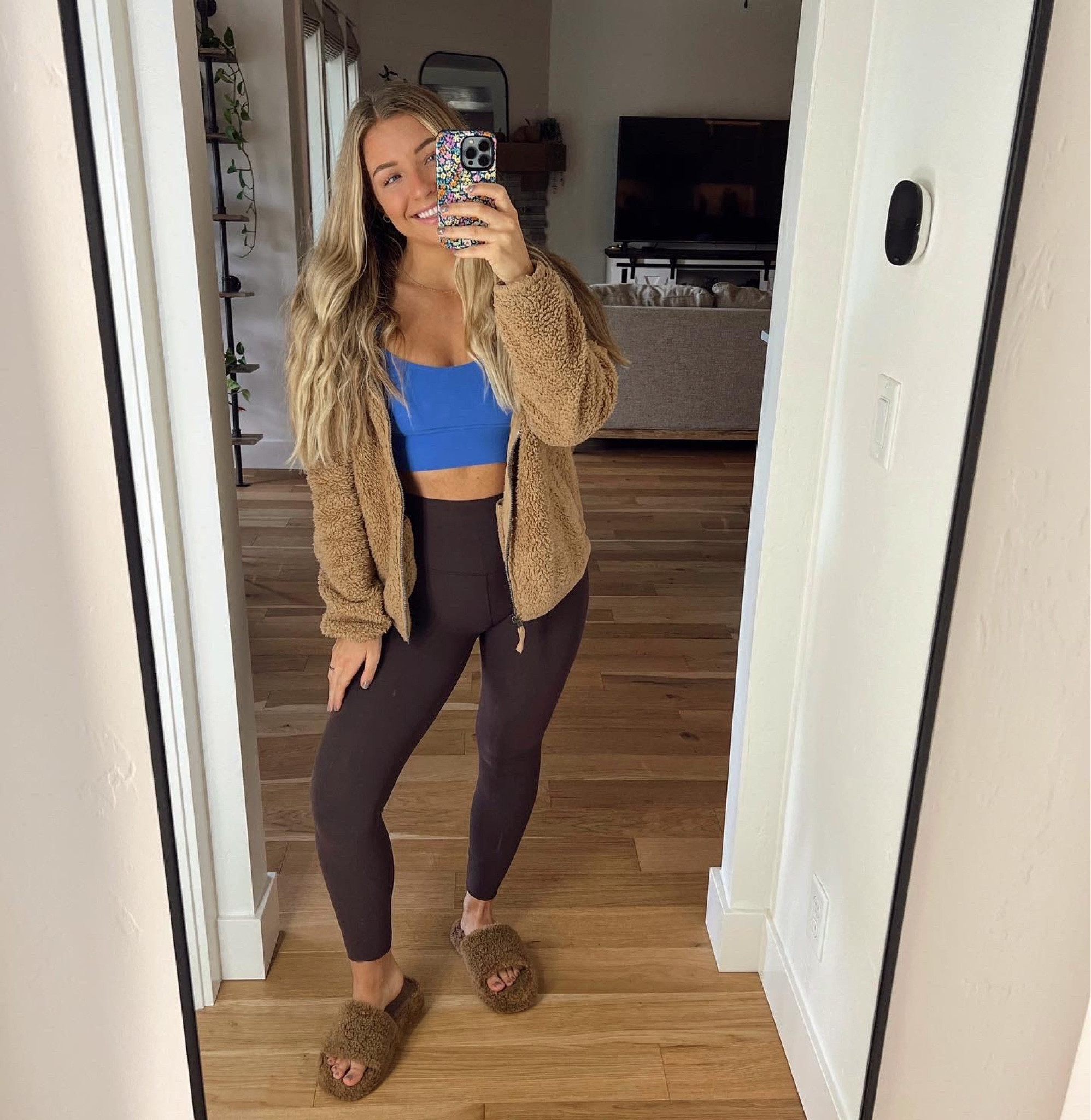 Cozy sherpa fit🐻💕 

#LTKfit #LTKunder50 #LTKstyletip