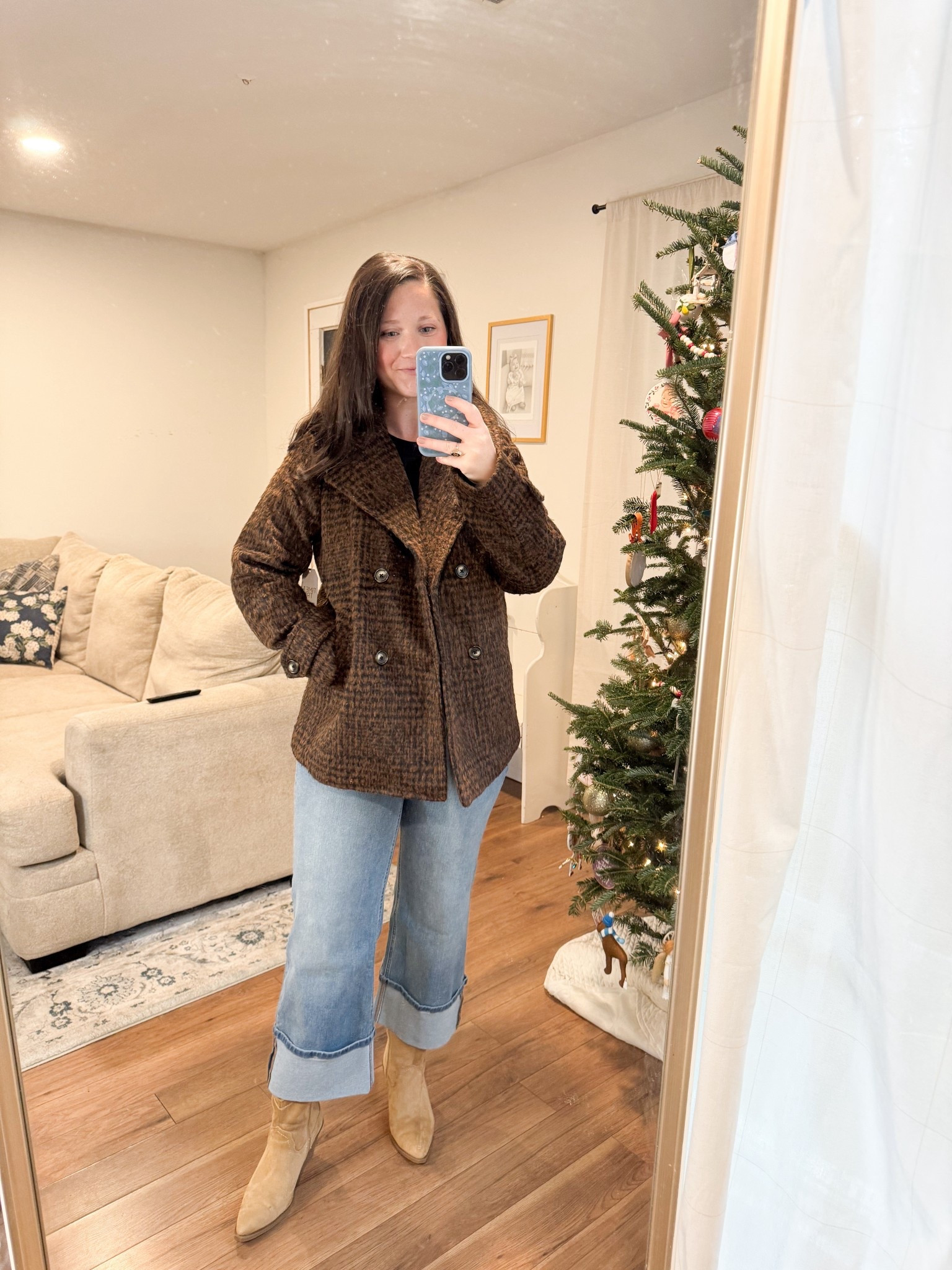 Winter jacket. Coats  