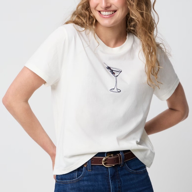 Martini graphic tee

#LTKSeasonal #LTKSaleAlert