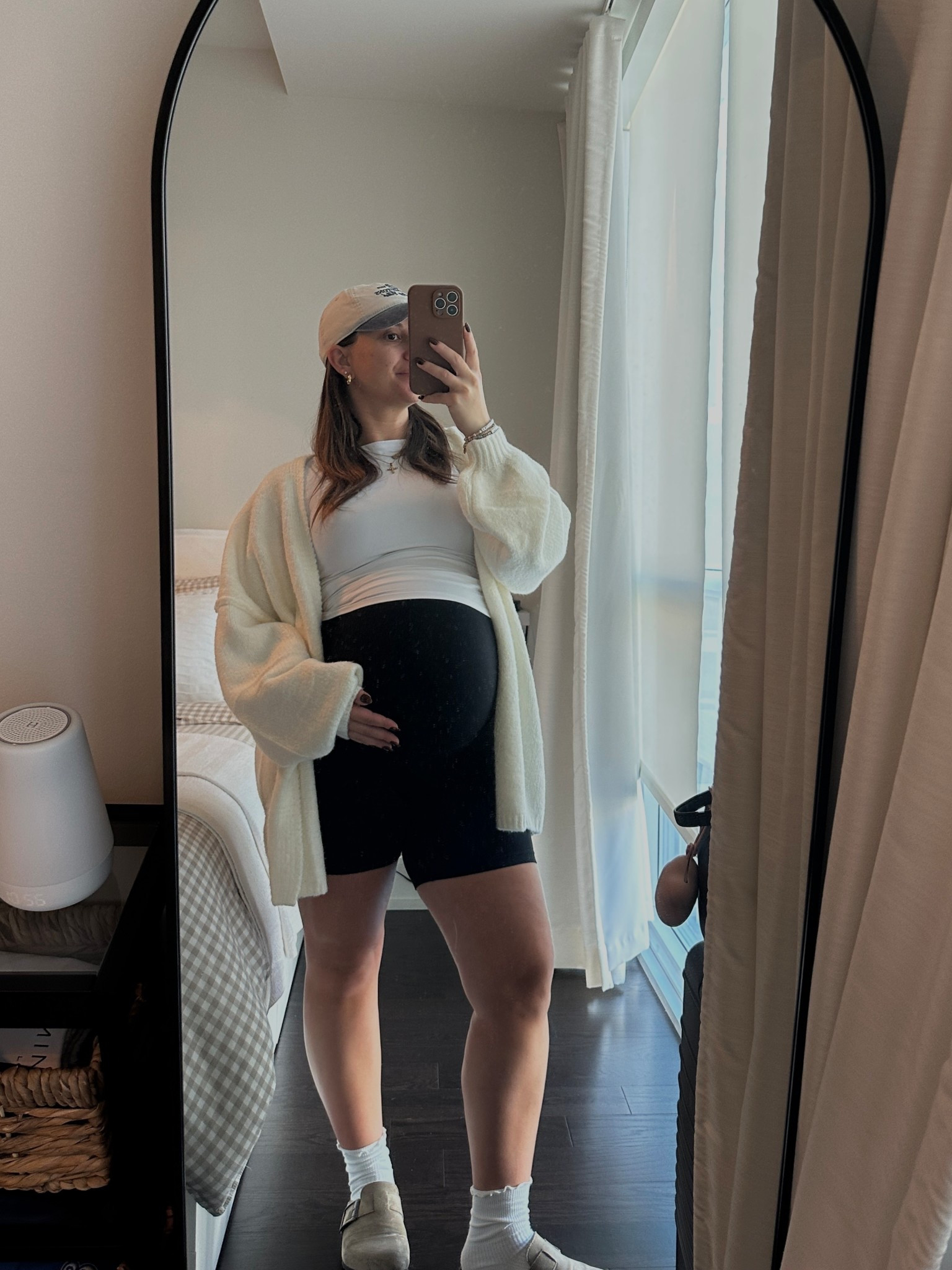 3rd trimester bump outfit 

pregnancy, pregnant ootd, daily ootd, pregnant outfit, daily outfits, bump ootd, bump outfits, bump friendly, maternity outfit, maternity ootd, pregnancy fashion, bump fashion, bump fit, pregnant style tip

#LTKmaternity #LTKfall #LTKcanada