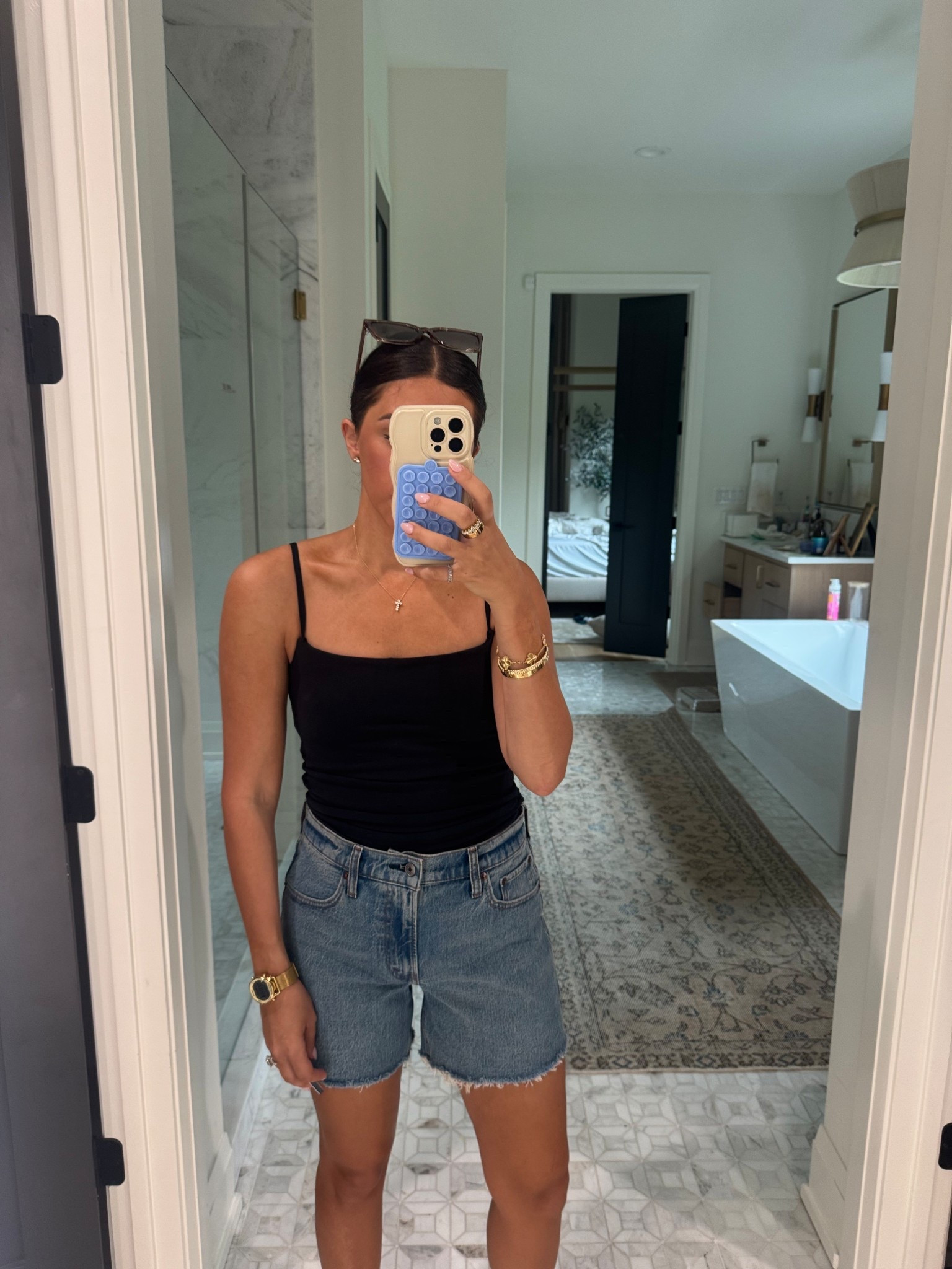 Top: medium(sold out in black)
Shorts: 27 
Code: BLAMEITONDEDE 


#LTKStyleTip #LTKSaleAlert