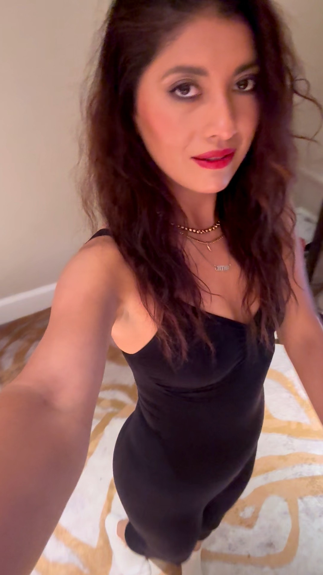 Obsessed with this Shapellx Full Body Shapewear — the smoothing, snatching, sculpting magic every outfit deserves. ✨
I’m wearing size L, and wow… the tummy control + compression is next level!
Wear it under everything or as a full look with a blazer, long sherpa coat, boots, heels — make it your own, babe.
This is that confidence piece. 💫



shapellx, full body shapewear, shapewear for women, tummy control shapewear, sheer shapewear, footless pantyhose shapewear, compression shapewear, smoothing bodysuit, holiday outfit essentials, snatching shapewear, outfit base layer, sheer bodysuit, under dress shapewear, shapewear review, shapewear try on, size L shapellx, winter layering essentials, mom style, chic outfit ideas, blazer outfit, sherpa coat outfit


#LTKootd #LTKGiftGuide #LTKmomlife