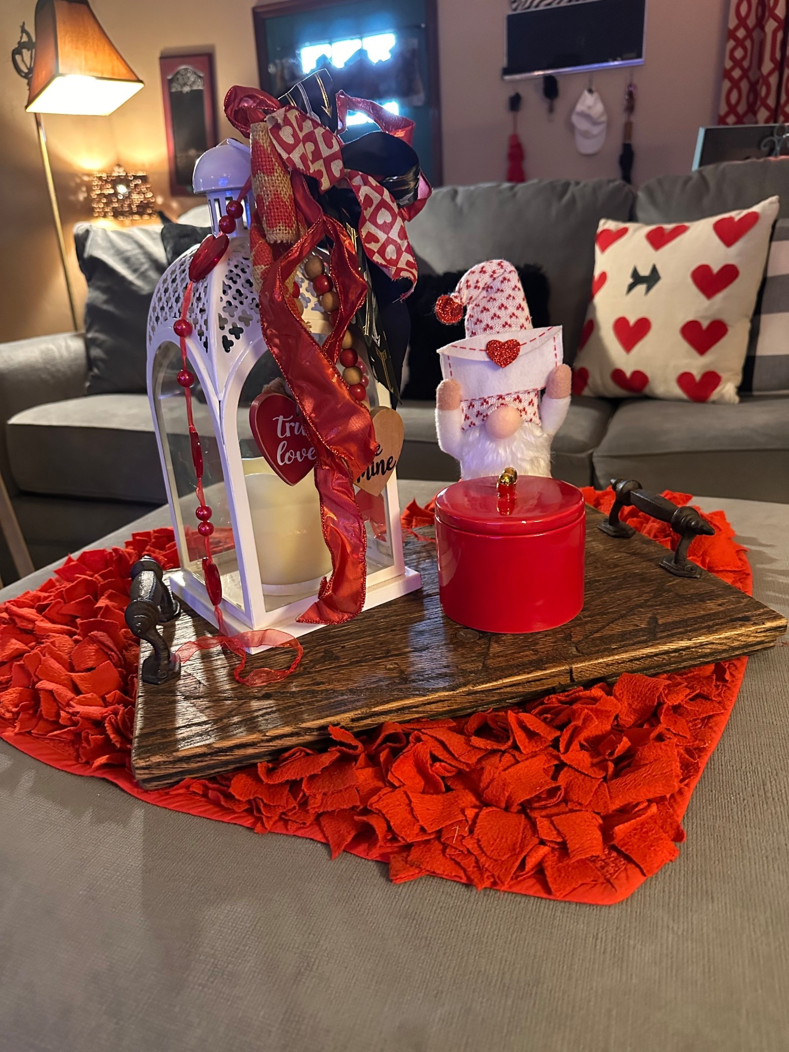 Valentine’s Home Decor Finds 💕

I love decorating for Valentine’s Day in a way that feels festive. Think white, bright reds, cozy textures, and pieces that blend seamlessly with my everyday decor.

These Valentine’s home decor finds are perfect if you want your space to feel warm, welcoming, and intentional. 

Tap to shop my favorite Valentine’s Day decor ideas for the living room, entryway, kitchen, and dining space. 💗

⸻

Valentine’s Day home decor, Valentine decor ideas, neutral Valentine decor, pink Valentine decor, cozy Valentine home, Valentine living room decor, Valentine entryway decor, Valentine kitchen decor, heart decor home, affordable Valentine decor, Amazon Valentine decor, modern Valentine decor, farmhouse Valentine decor, minimalist Valentine’s Day decor, seasonal home decor, holiday home styling, romantic home decor, soft pink home decor, spring transition decor


#LTKSeasonal #LTKHome #LTKFindsUnder50