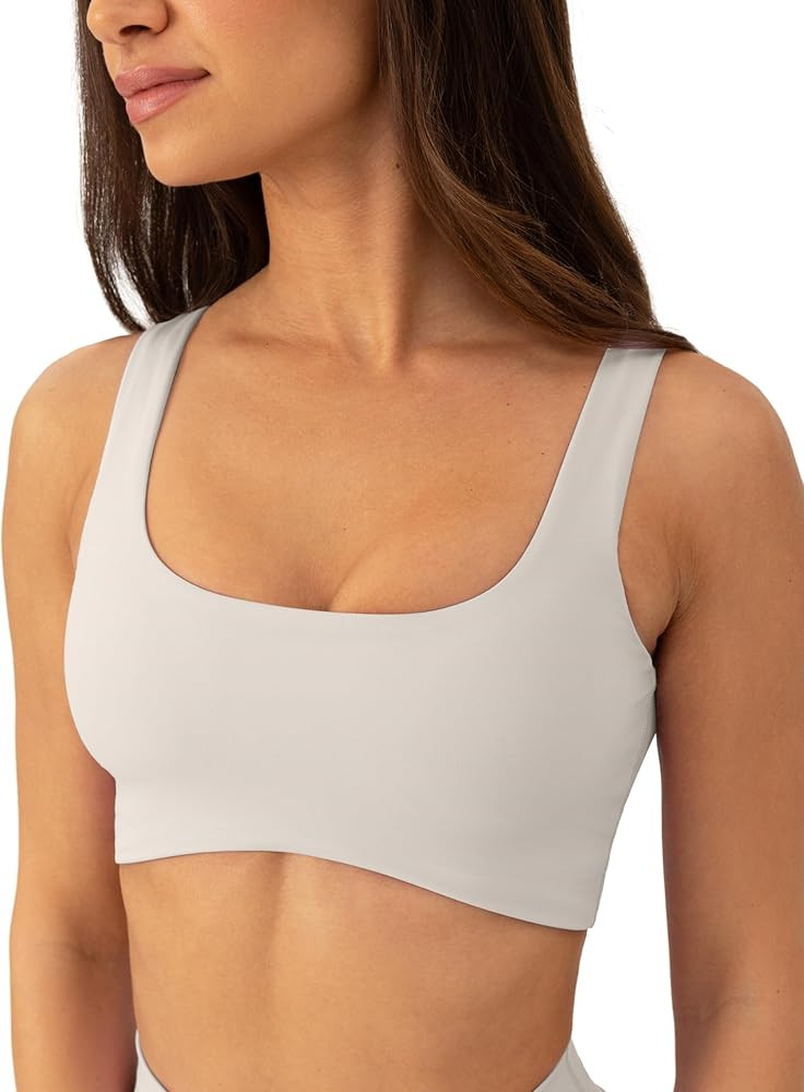 PAVOI ACTIVE Curve Hem Sports Bra for Women - Buttery Soft Scoop Neck Medium Support Yoga Bra wit... | Amazon (US)