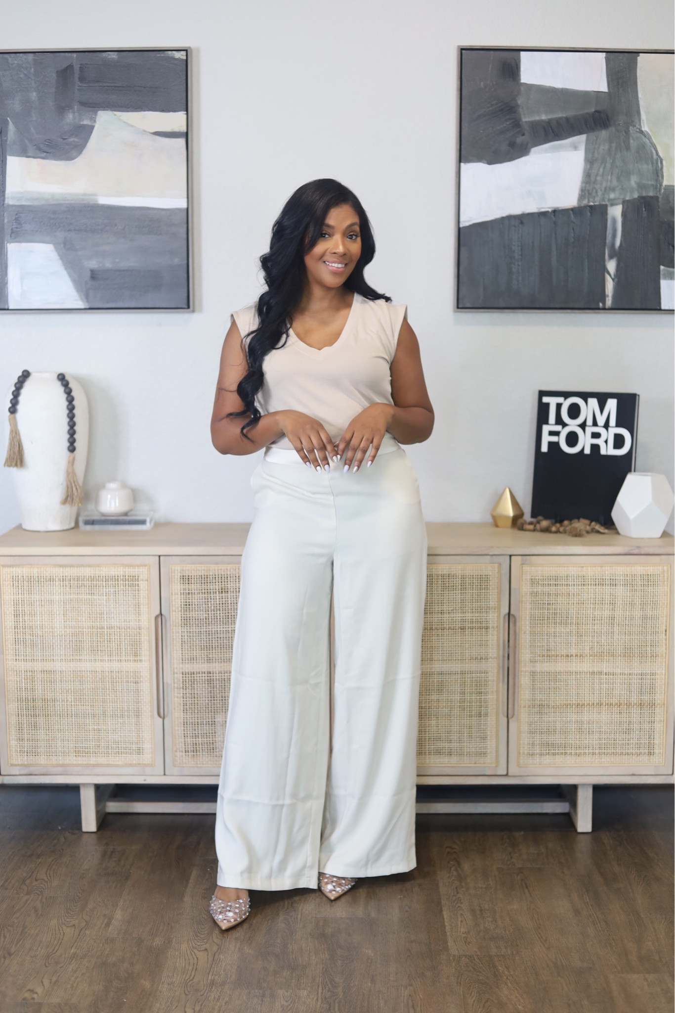 These cream wide leg pants are perfect for your next event! Work style. Neutral style. Holiday looks! 

#LTKParties #LTKFindsUnder100 #LTKWorkwear