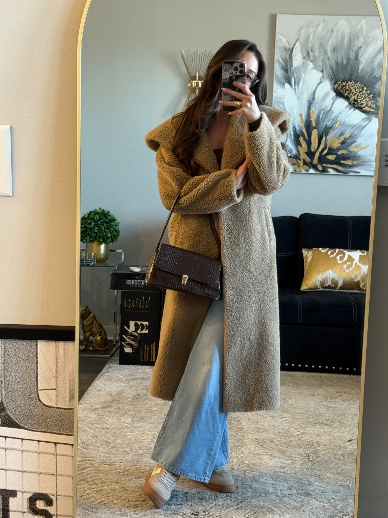 Casual winter outfit 
Winter coat 
Furr coat 

#LTKootd