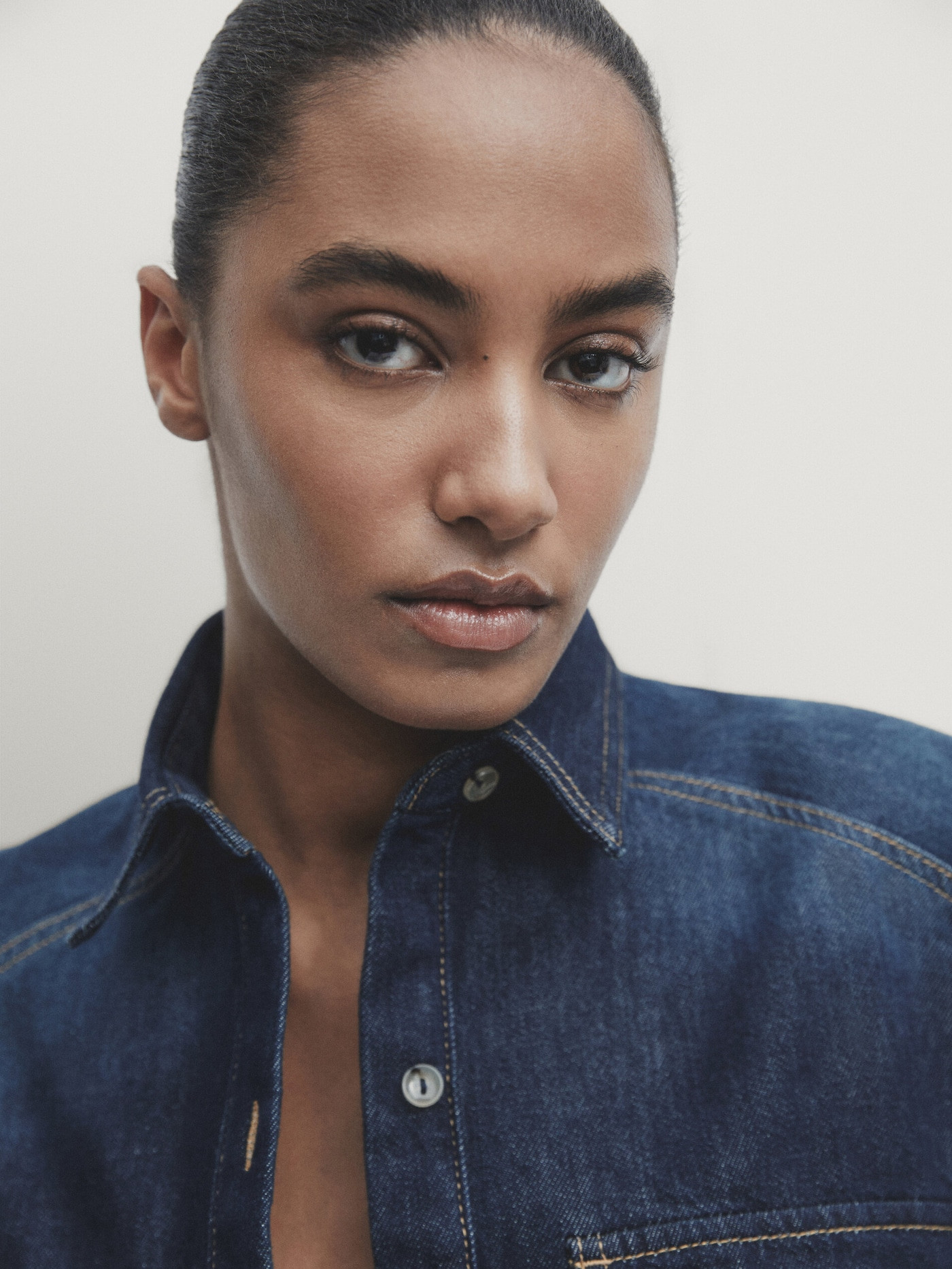 Denim shirt with topstitching | Massimo Dutti US