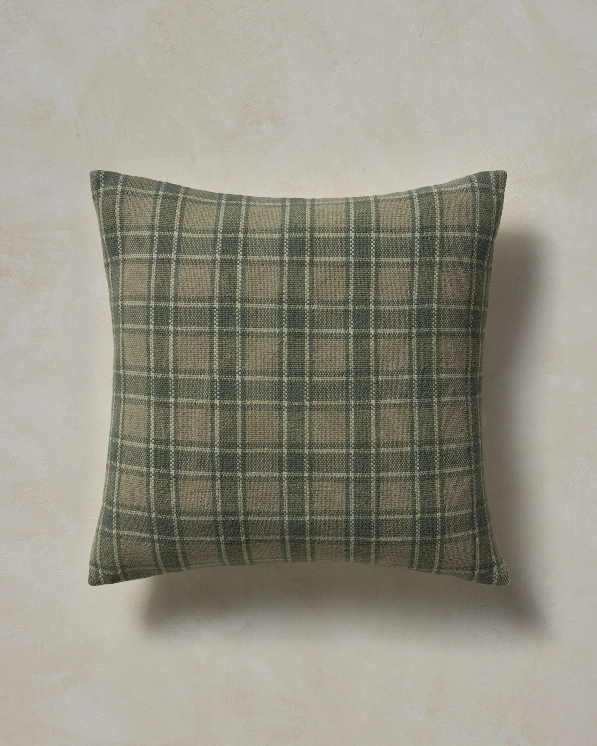 Izzy Pillow | Joon Loloi | Joon Loloi