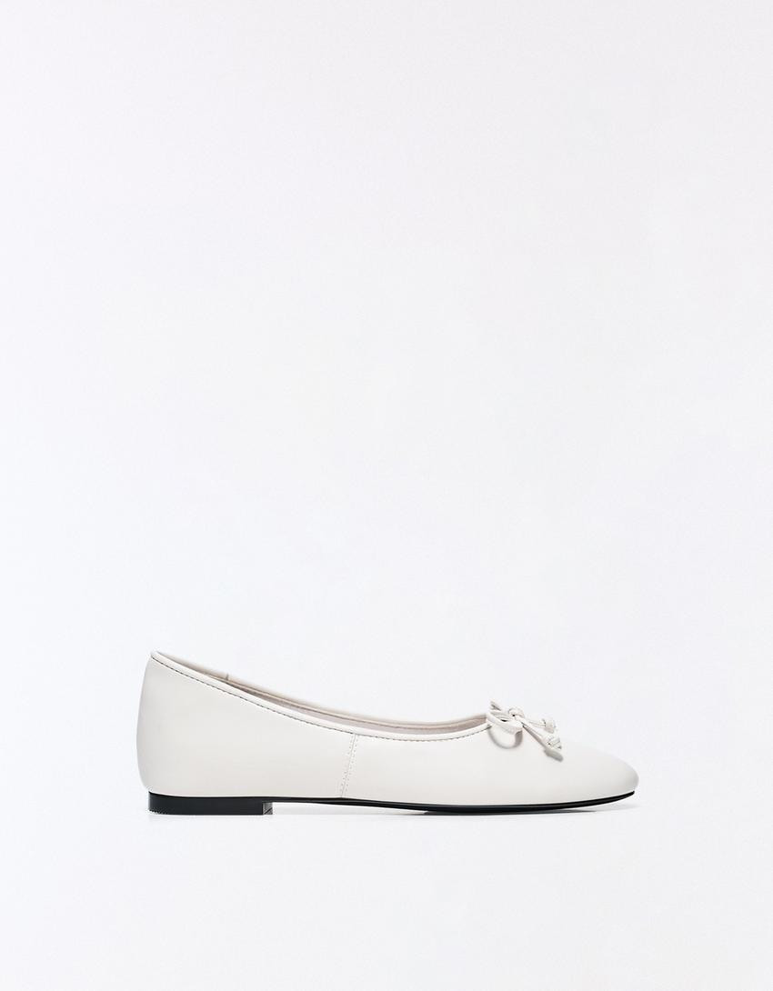 Ballerinas with bow - Women | Bershka UK