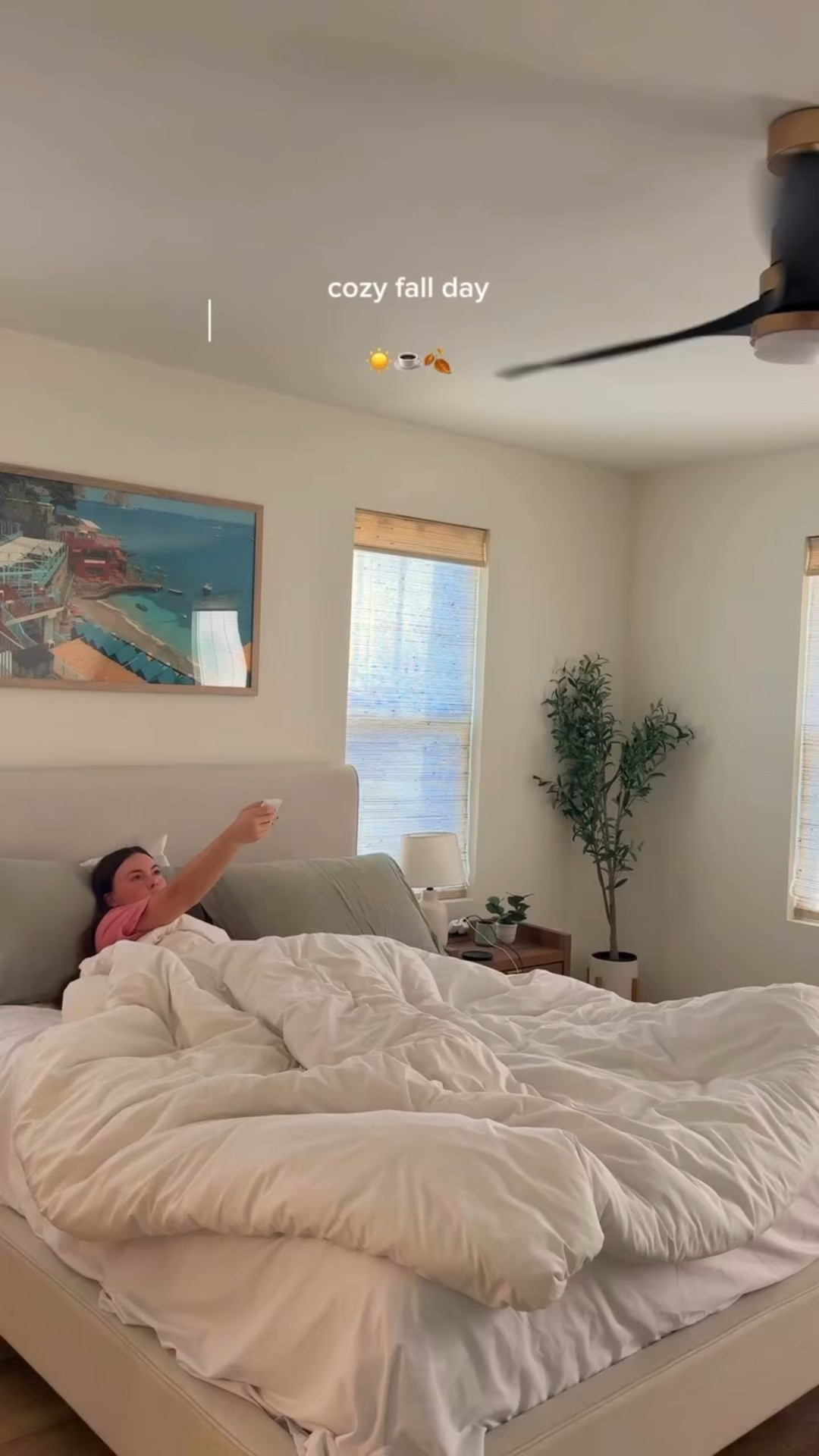 first day of fall morning routine 🍂 ☕️ 🧘🏼‍♀️ #morningroutines #fall #fallvibes