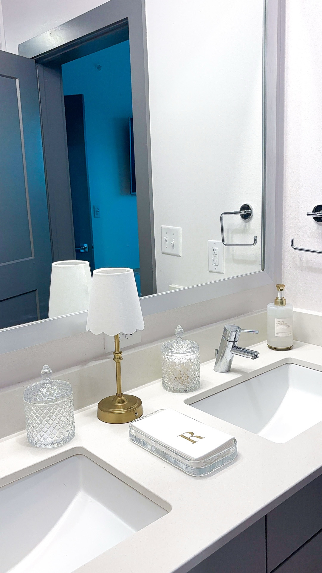 Bathroom Decor Finds 

Crystal Jar | Bathroom Finds | Crystal | 

#LTKmorningroutine #LTKU #LTKHome