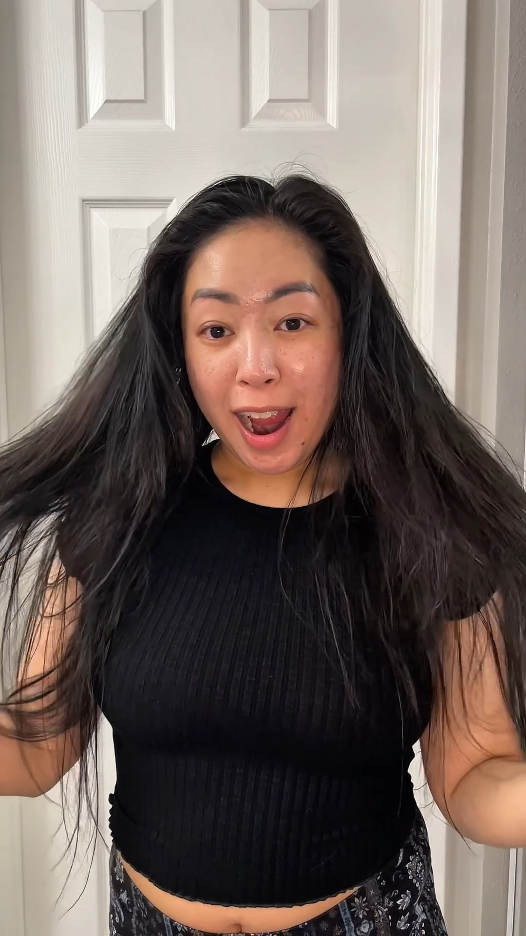 Repair and restore dry damaged hair with @dr.melaxin @dr.melaxin_global @dr.melaxin_influencer 

🩷 This argan oil-infused conditioner intensely hydrates and brings moisture and shine to dry, brittle hair for a salon-fresh feel at home. Perfect for restoring life and luster to dull hair, leaving it looking and feeling silky smooth.

Get yours on Amazon!

#DrMelaxin #BondexClinic #ProteinBonding #HairCare #KBeauty #KHaircare 

#LTKBeauty