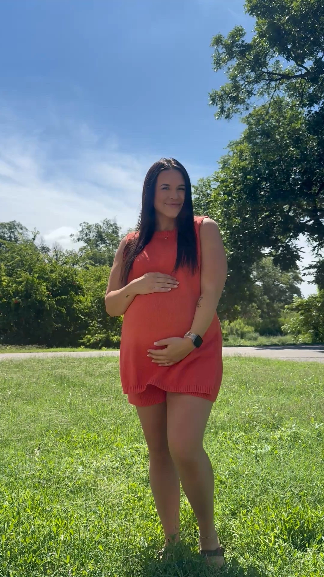 Bump friendly 4th of July outfit 🇺🇸

Wearing size L - (34 weeks pregnant)




#LTKSummerEdit #LTKStyleTip #LTKBump