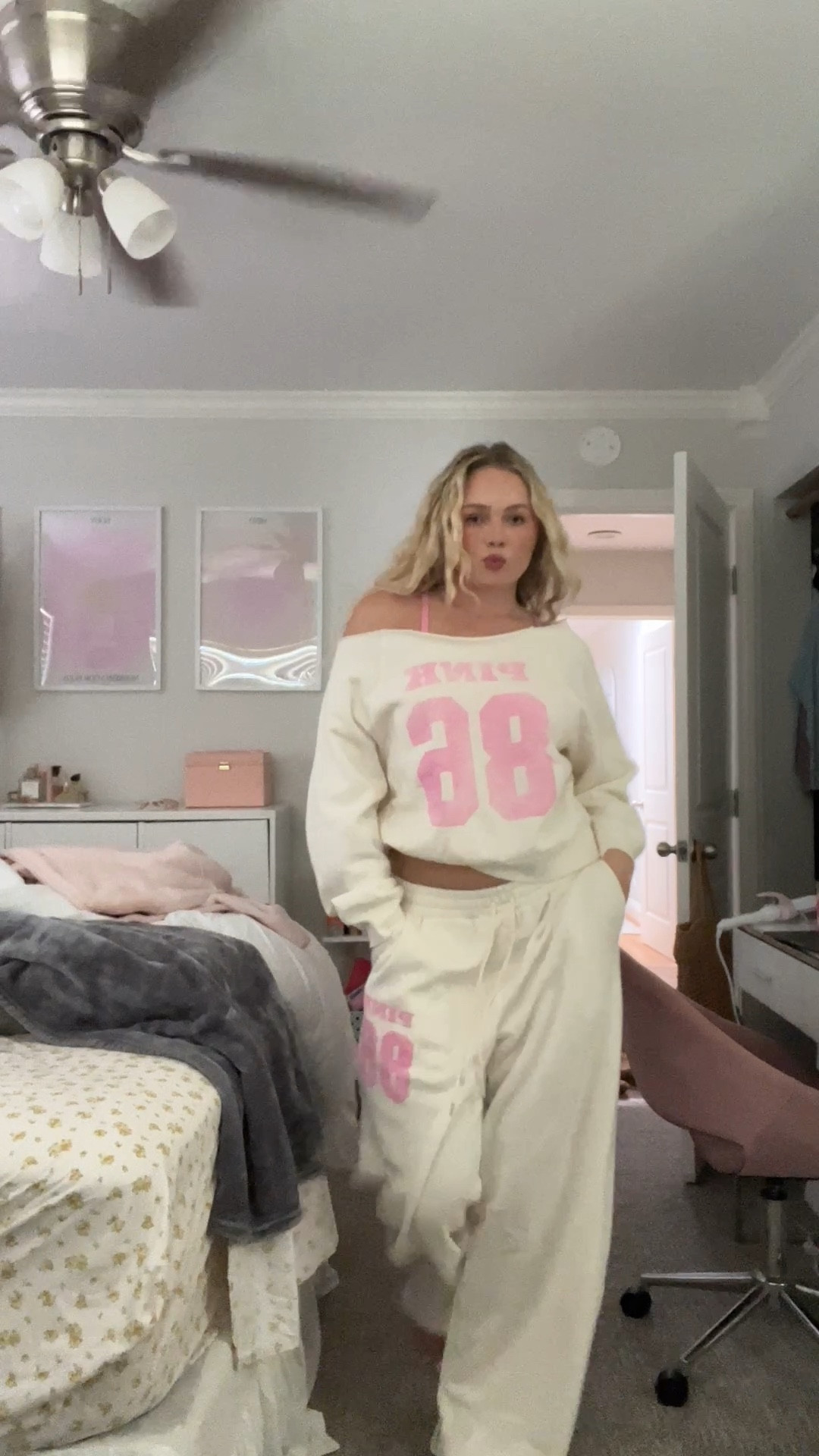 Early 2000s is calling!! 

#LTKStyleTip