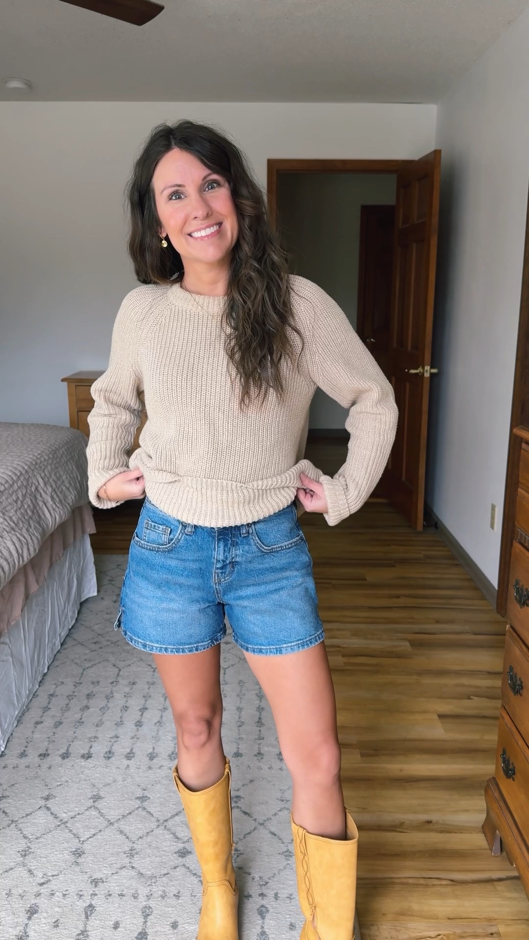 Small in this cotton sweater (speckled beige!)

Wearing 00 in the medium wash in these denim shorts. The only 4” inseam shorts I’ve found that I like! 99% cotton so not a ton of stretch at all— definitely size up if you want a looser fit! 

Size 6 in these cute boots 👢 


#LTKPetite #LTKgrwm #LTKdayinmylife