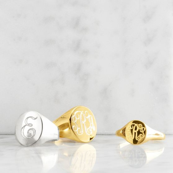 Sarah Chloe Petite Signet Ring | Mark and Graham