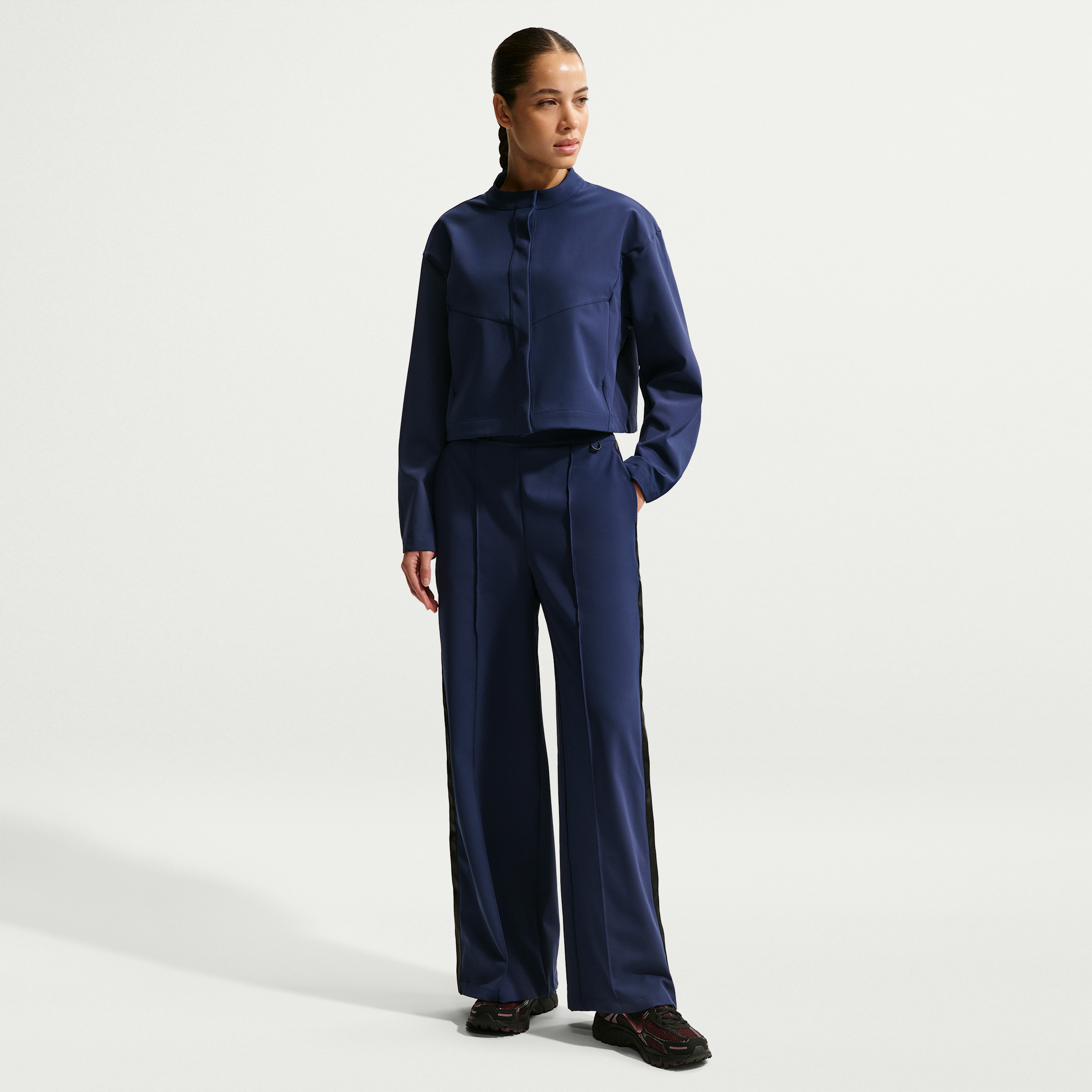 Nike Women's 24.7 PerfectStretch Dri-FIT High-Waisted Loose Tearaway Pants in Blue | II5323-410 | Nike (US)