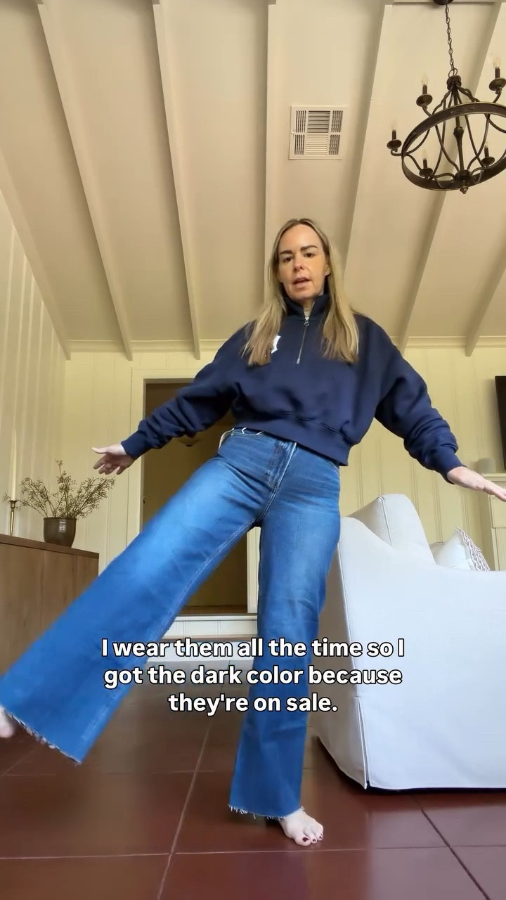 nothing and i means nothing beats a good pair of jeans that you feel 💣🔥❤️‍🔥 in!

comment JEANS and i’ll send you the link or find them on my @shopmy 

#widelegpants #widelegjeans #denim #jeans #denimdenimdenim