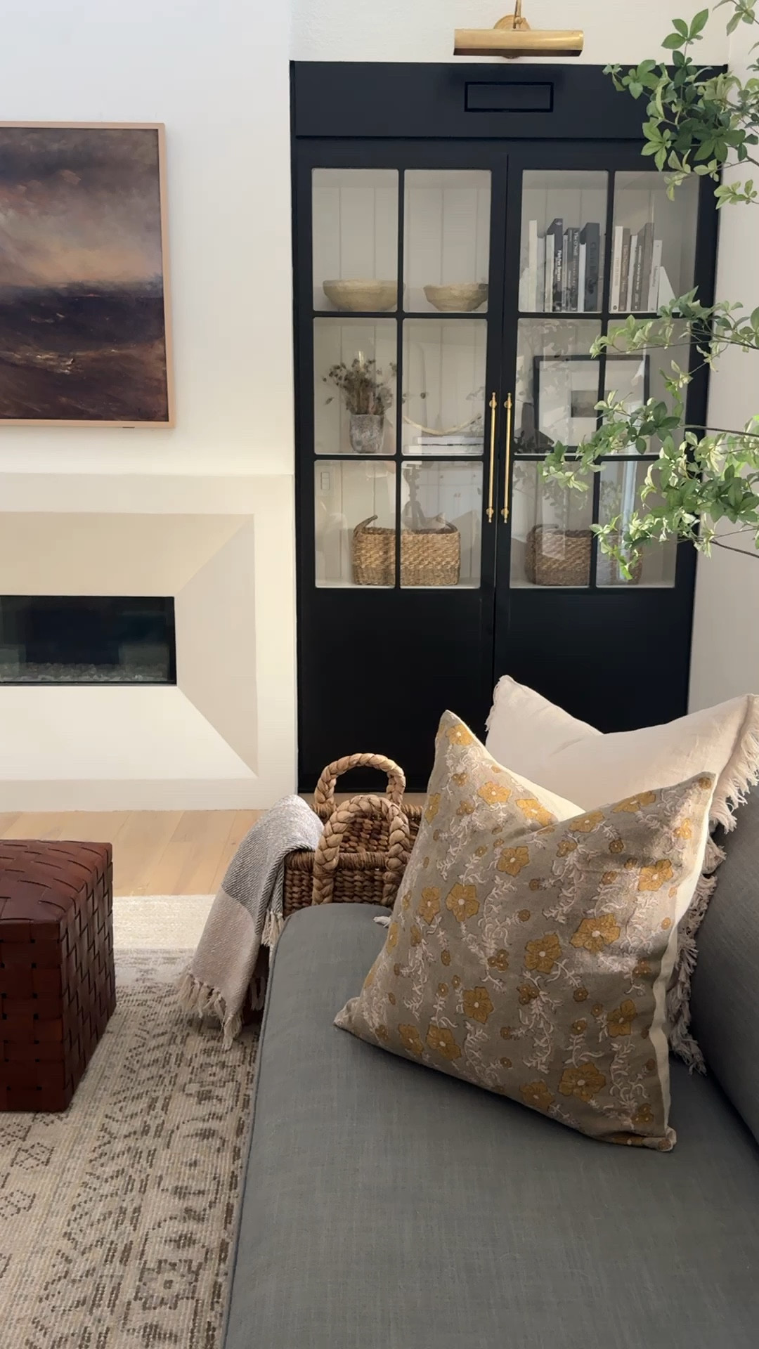 Neutral shelf styling 

#LTKVideo #LTKHome #LTKStyleTip