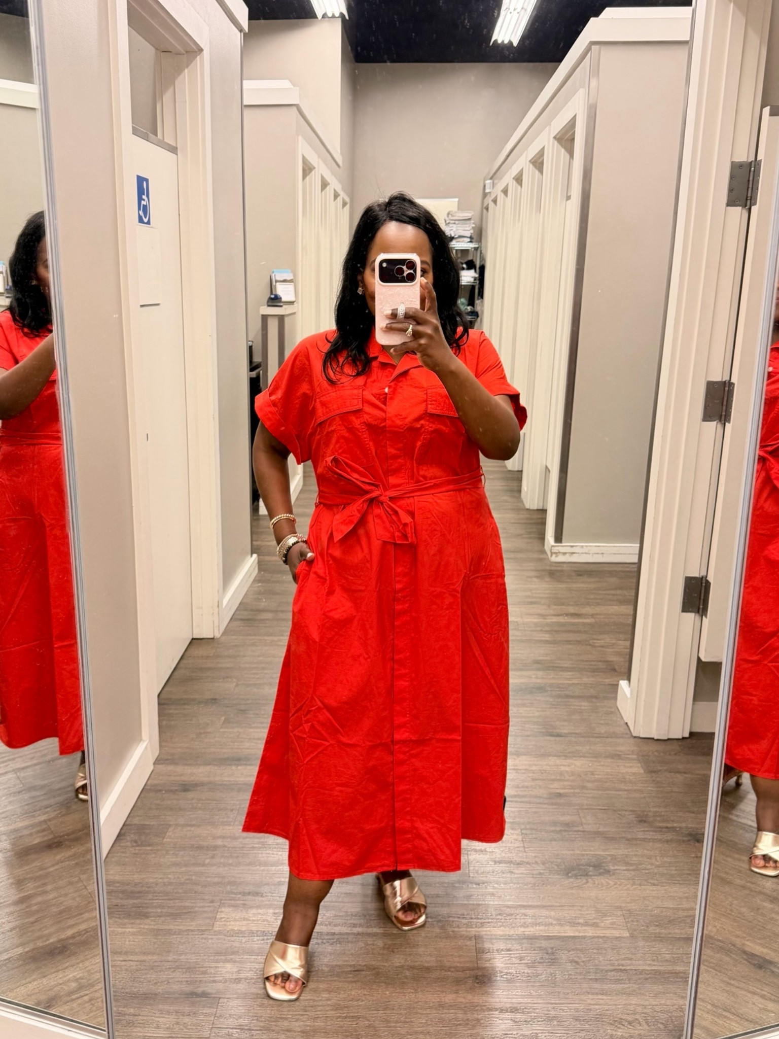 Obsessed with this 100% cotton shirt utility dress from Banana Republic Factory. Wearing the size large.

#LTKgrwm #LTKootd #LTKdayinmylife