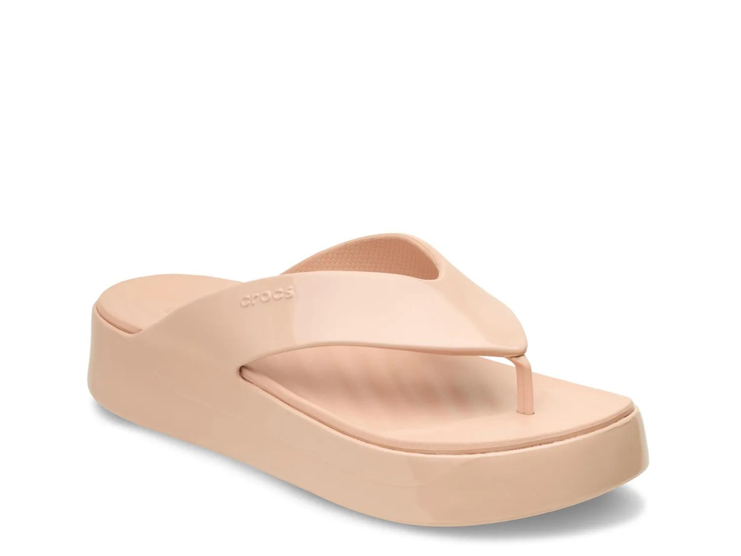 Crocs Getaway Platform Sandal | Women's | Cream/Pink | Size 5 | Sandals | DSW