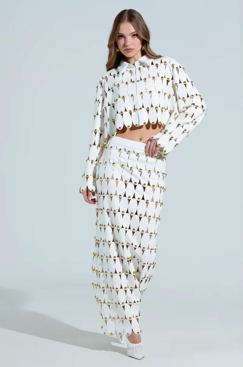 THE SNEAK PEEK STUDDED PU MIDI SKIRT IN WHITE | AKIRA