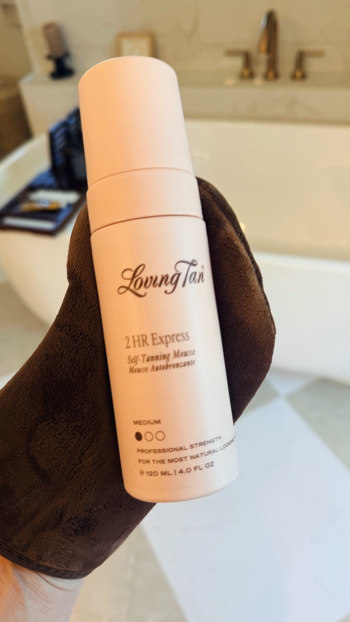 I ran out of my old self tanner and EVERYONE kept telling me this one was the best, and they’re so right. So easy to apply. 

#LTKBeauty #LTKselfcare #LTKOver40