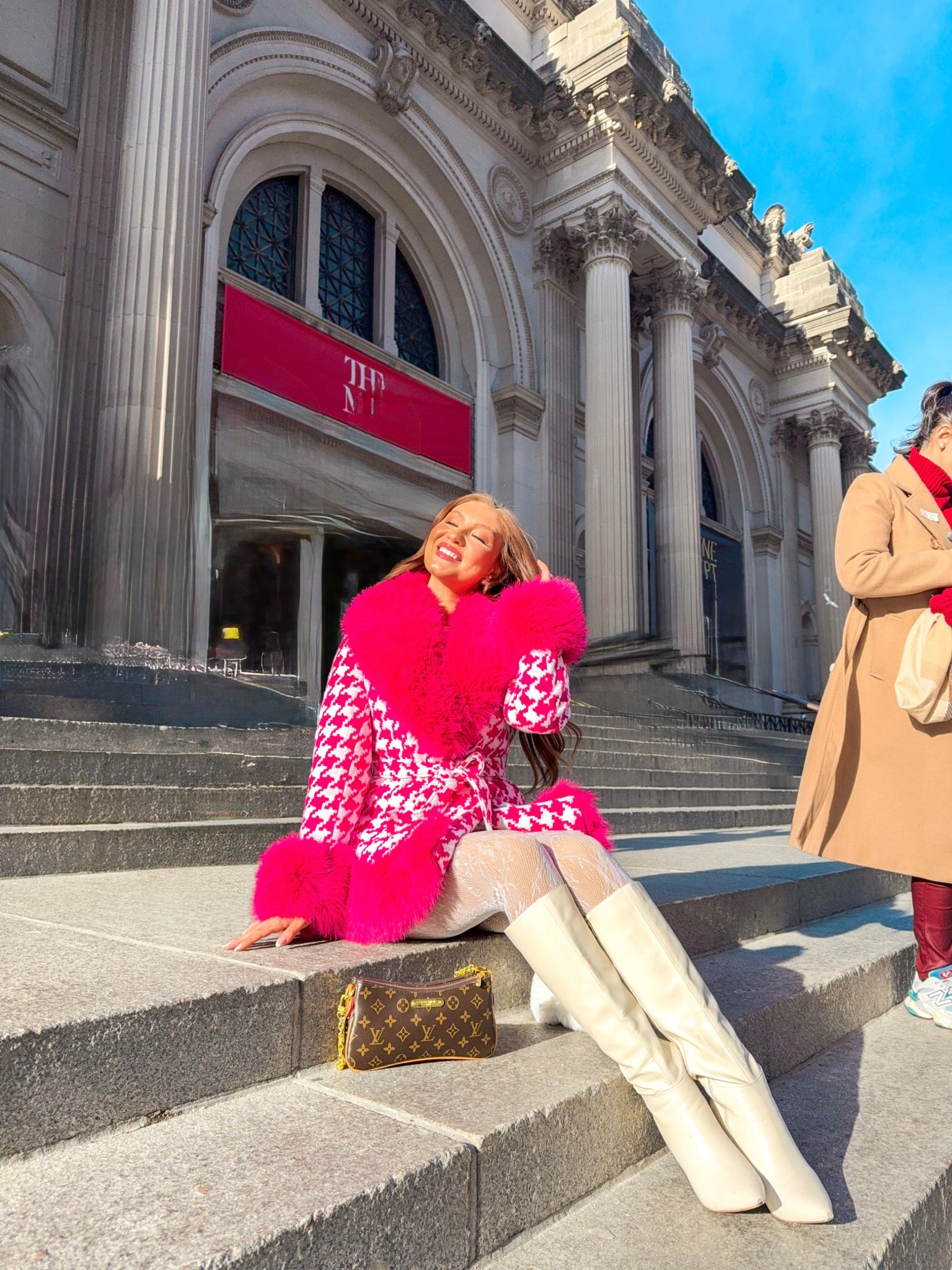 An upper east side morning✨💖 sharing similar coats and accessories 

#LTKootd #LTKFindsUnder100