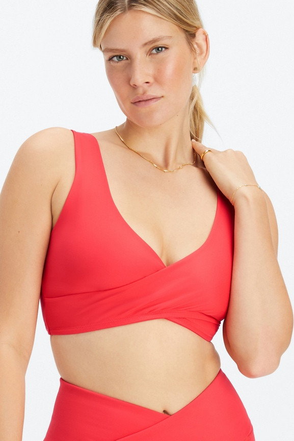 Low Impact Crossover Sports Bra | Fabletics - North America