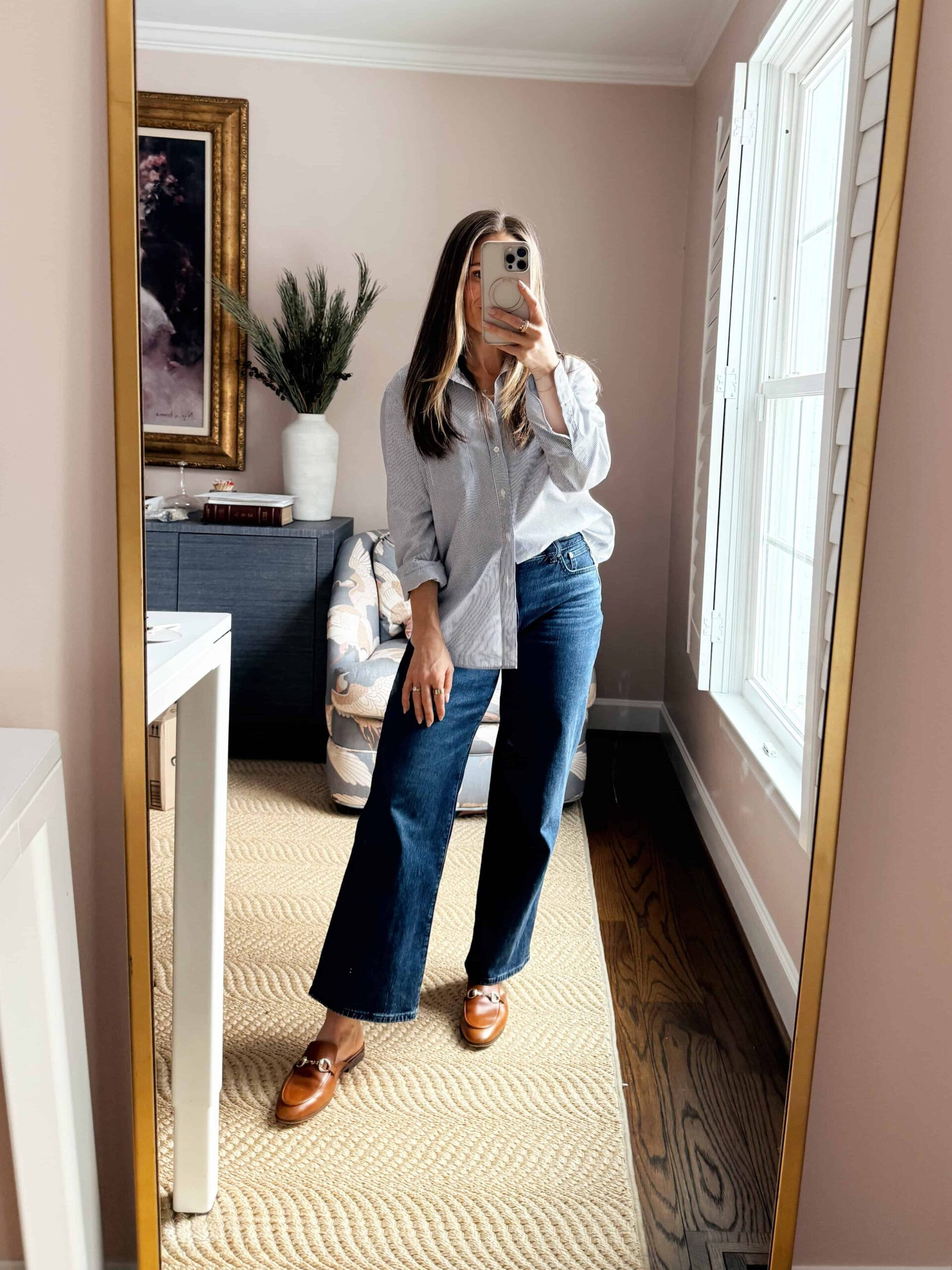 Wide-leg jeans are still having their moment (thankfully). They are more comfortable than fitted jeans and the most versatile in my closet.  

 #LTKgrwm #LTKootd #LTKmomlife