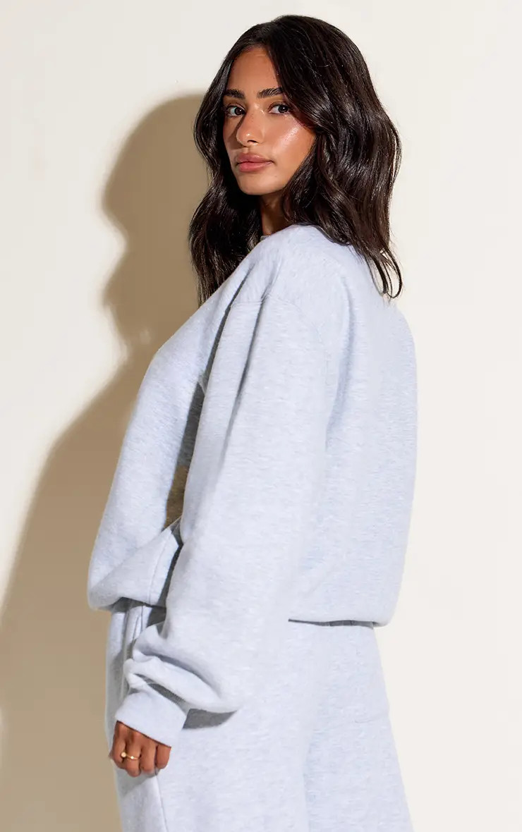 Petite Ash Grey Oversized Crew Sweatshirt | PrettyLittleThing UK