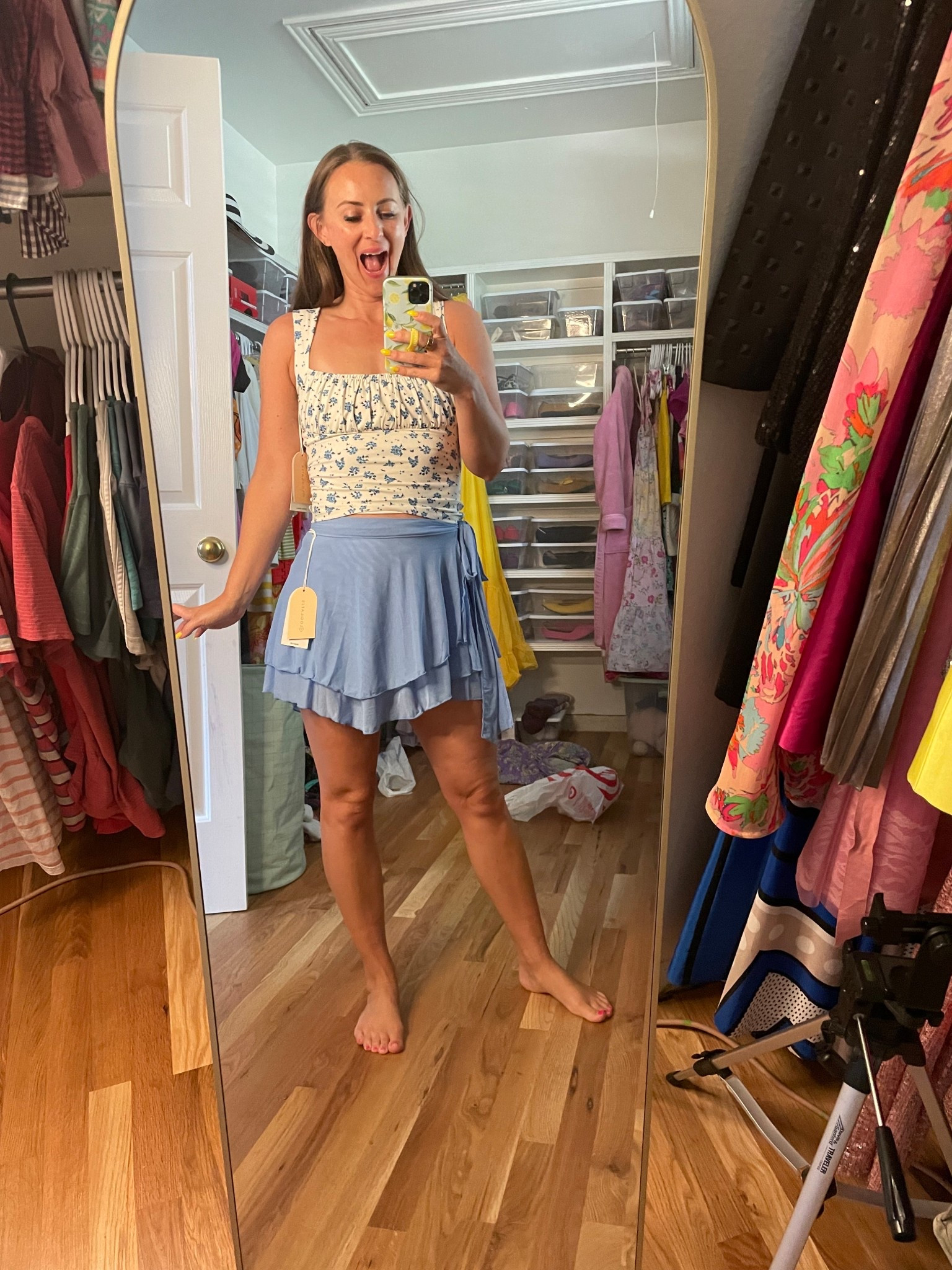 Ummmm I’m SO in love with this cute fit from the Blogilates line at Target!!!  Love when activewear can be pretty.  Catch me in the gym lifting heavy in a ballet skirt. 💅🏼