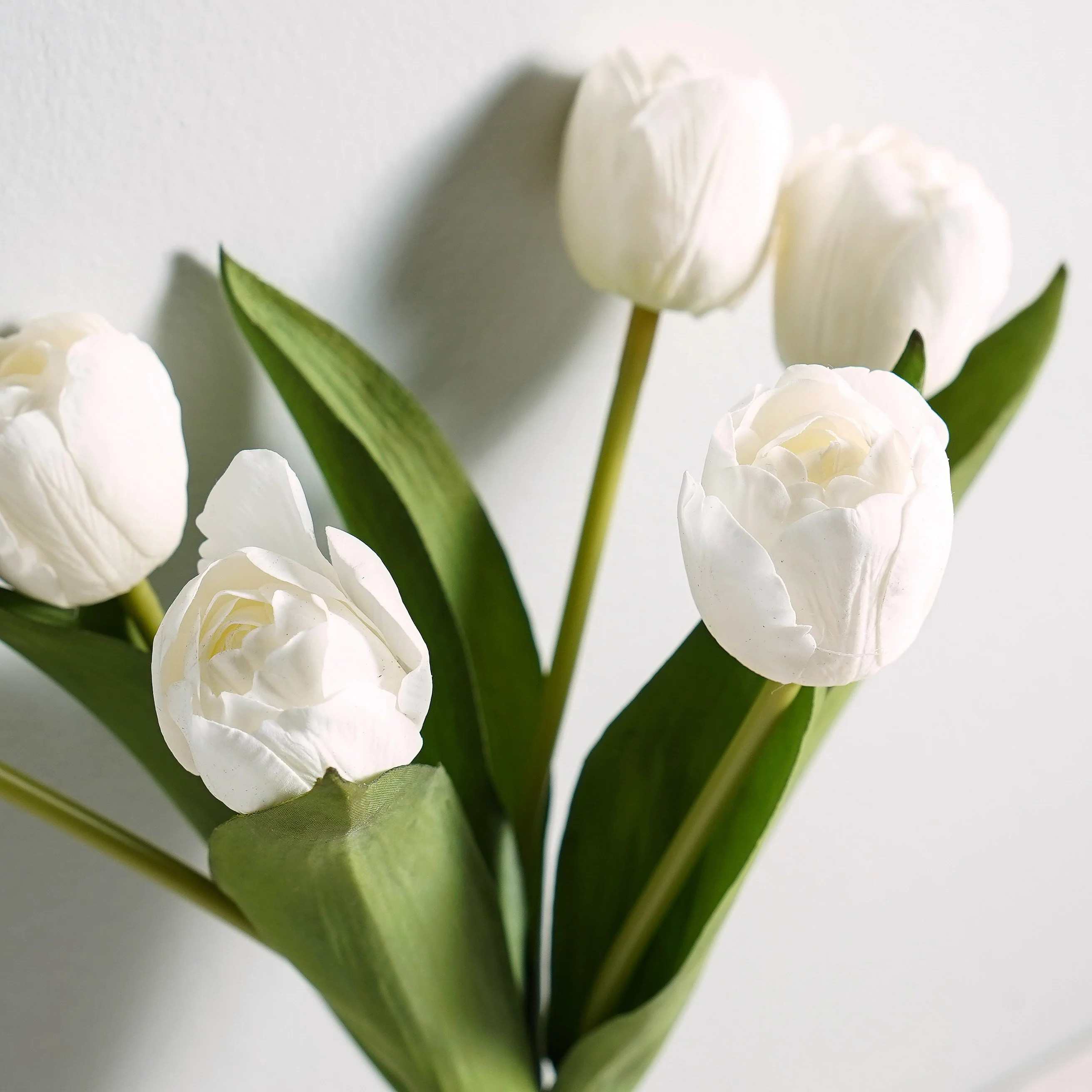 Real Touch Hybrid Tulip Bundle | White | MJHome