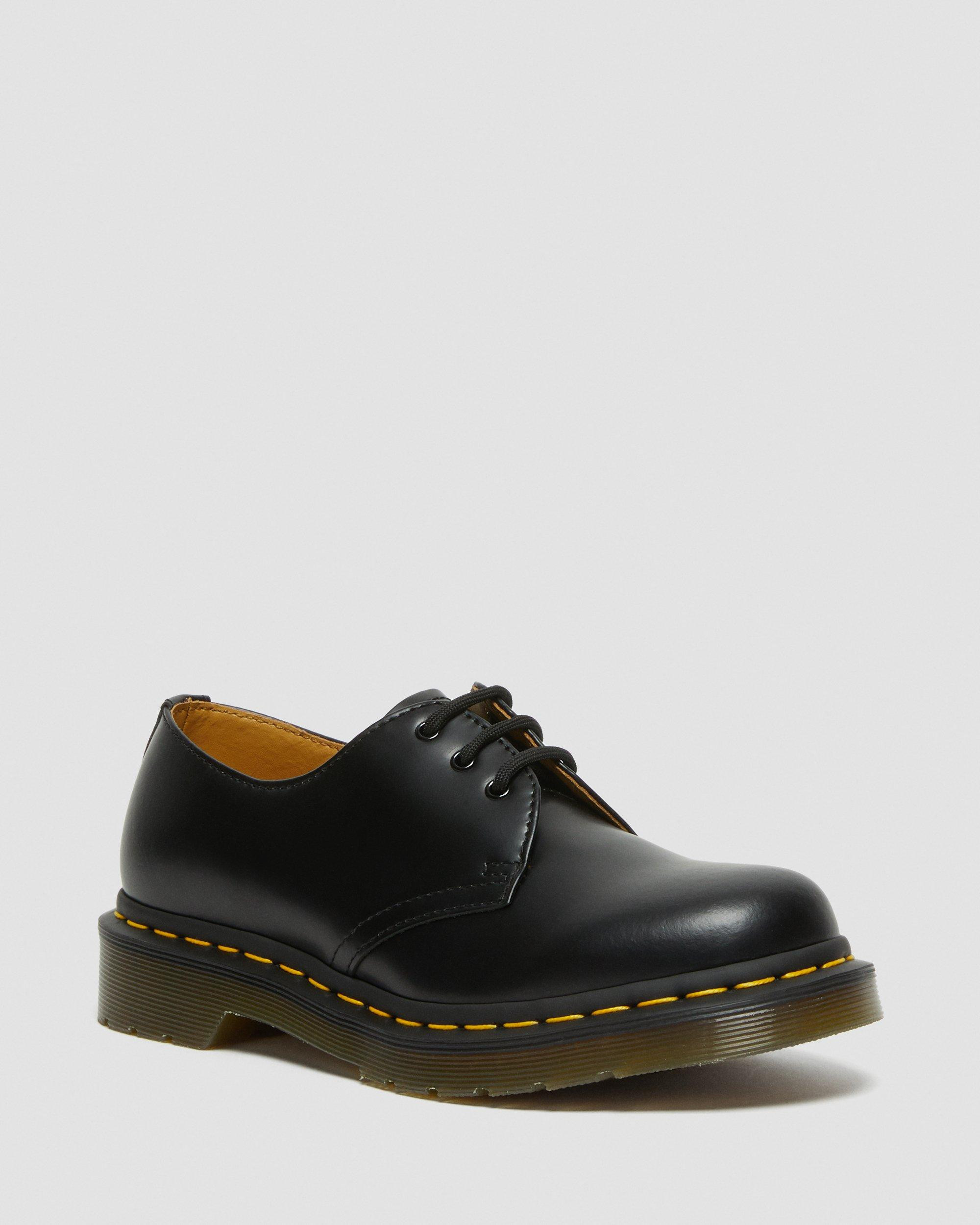 1461 Women's Smooth Leather Oxford Shoes in Black | Dr. Martens | Dr. Martens