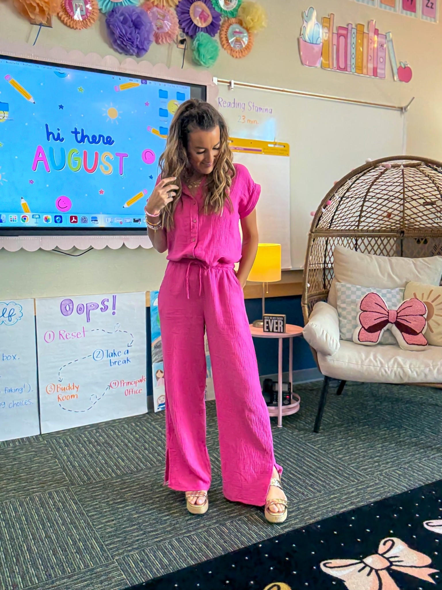 This Thread & Supply matching set is perfect for warm days in the classroom. It’s super soft cotton and breathable and this pink is gorgeous! 💖

Teacher outfit, matching set, teacher ootd, teacher style 

#LTKFindsUnder50 #LTKFindsUnder100 #LTKOver40