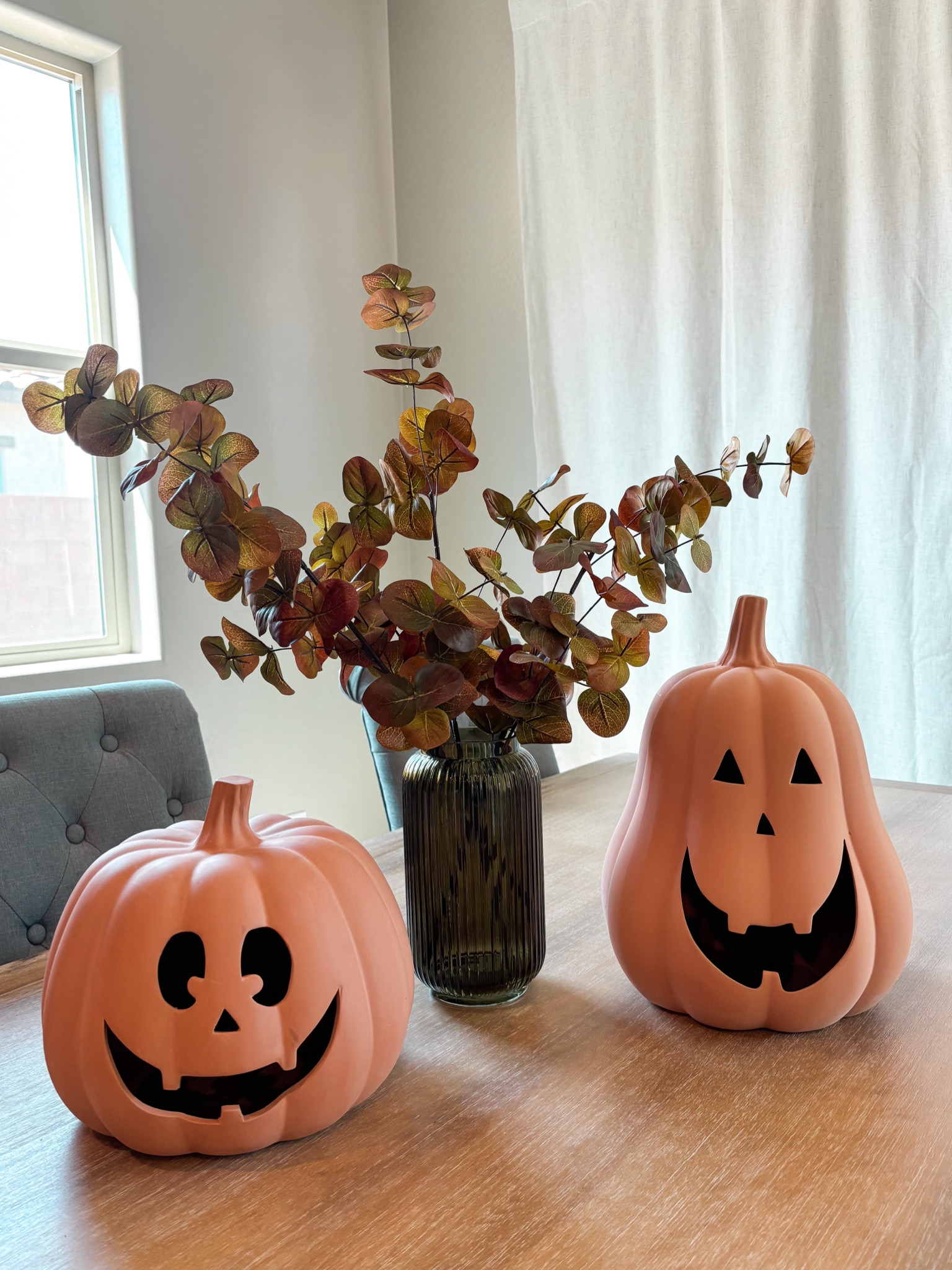 Clay pumpkin x Walmart drop!🎃 Yes these are a PB look for less BUT are a fraction of the price at $20! RUNN! 

#walmartfinds #walmarthalloween #halloween #claypumpkin #walmartpumpkins #halloweendecor #ceramicpumpkin #pblookforless #potterybarnforless #homedecor #frontporchdecor #spooky #walmartdeals #pbkdupes #falldecor #autumn #halloweenfinds #terracottapumpkins #musthaves #bestsellers #trending 

#LTKHome #LTKFallSale #LTKSeasonal