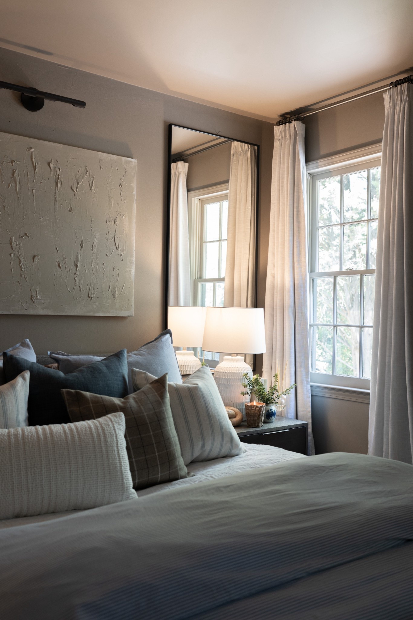 You don’t need a big budget!! You just need a few key pieces that are budget friendly and a few styling hacks to create your dream bedroom! 

#LTKSeasonal #LTKHome #LTKSaleAlert