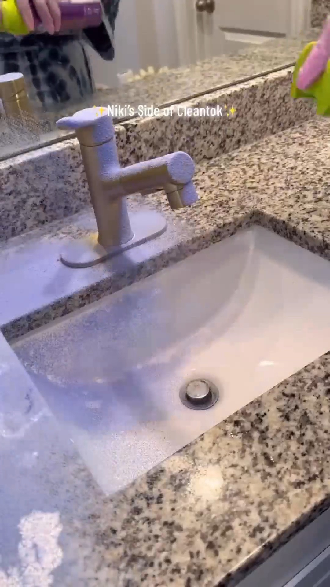 Im no professional cleaner… I mean I guess I’m the professional cleaner of my own house… but this sound is HILARIOUS & resonates with me deeply! 😂😂😂 

Deep clean mode: ON 🧼🧽 Sharing the Amazon cleaning must-haves I always reach for when it’s time to reset the whole house. These products = game changers!


CleanTok #CleaningHack #clean #cleaningtips #organizedhome #cleanhome #organization #cleantok #cleaningtiktok #cleaningmotivation #momtok #sahm #cleanwithme #speedclean


#LTKFindsUnder50 #LTKHome #LTKFindsUnder100