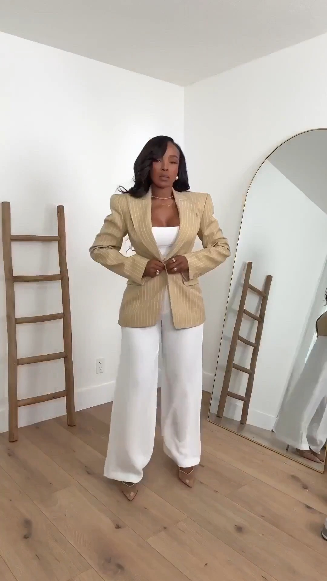 Clean, modern, and so elevated — this neutral look is all about sharp tailoring and effortless structure. The fitted blazer balances the wide-leg @express trousers perfectly, creating that long, lean line that makes neutral outfits feel instantly luxe.

Perfect for office days, dinner plans, events, and polished winter-to-spring styling.

📏 Sizing: Small
Height — 5’4” | 138 lbs | Bust — 34D | Waist — 27” | Hips — 40”
Jeans/Pants — 4 Long (Express)

wide-leg trousers, tailored blazers, monochromatic neutrals, elevated basics, chic minimalist outfit ideas

✨ Everything linked below for easy shopping

Follow me on Instagram and YouTube @kirasfashionfinds

#LTKgrwm #LTKPetite #LTKootd