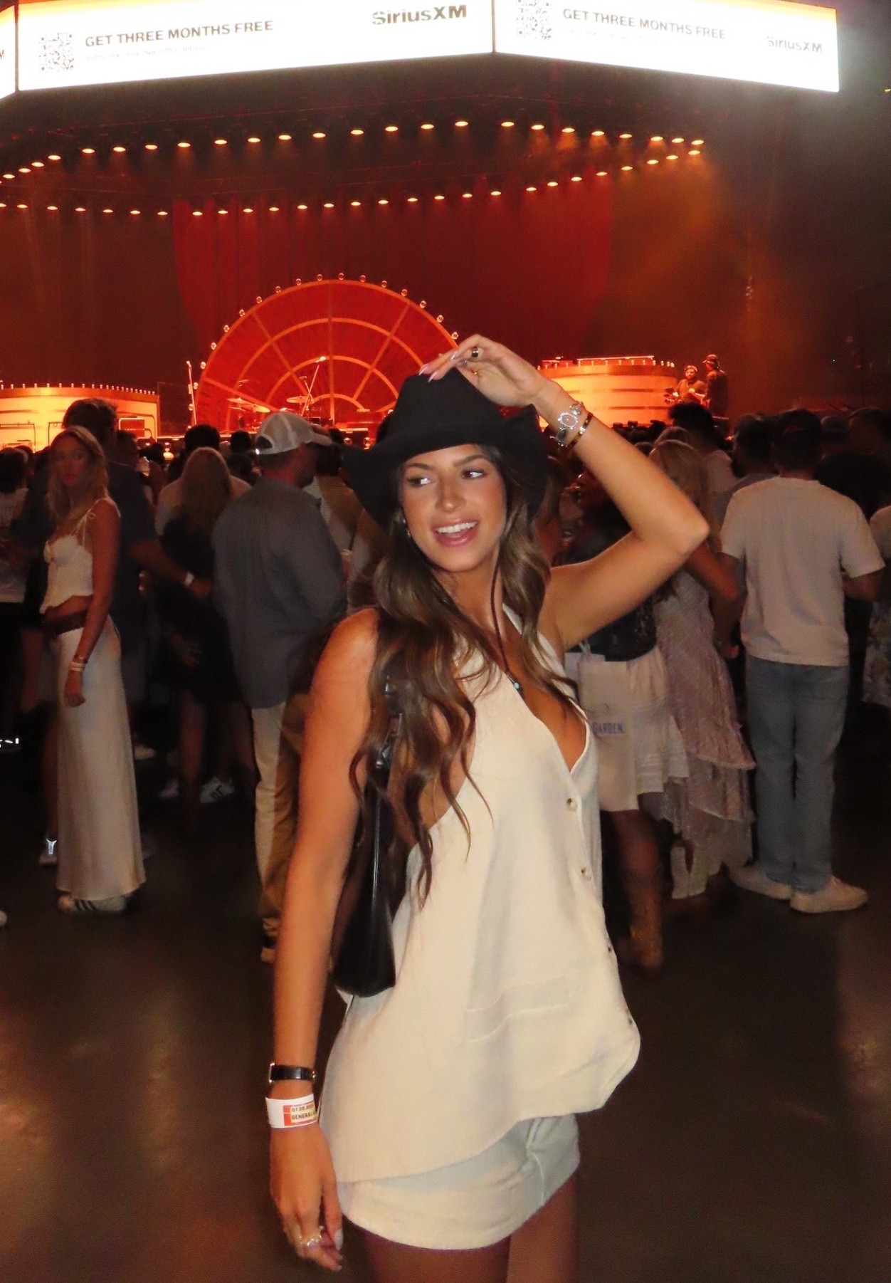 Country concert fit 🤠✨🎇
.
.
#LTK #ootn #countryconcert #countryoutfit #concert #concertoutfit

#LTKSeasonal #LTKStyleTip #LTKParties