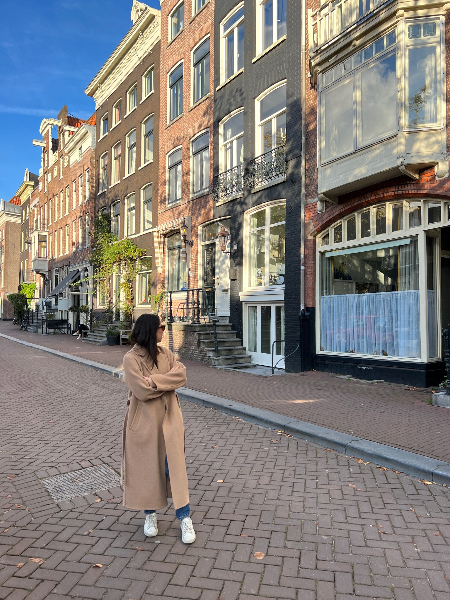 Casual outfit for exploring an old loved city. Amsterdam you have my heart!