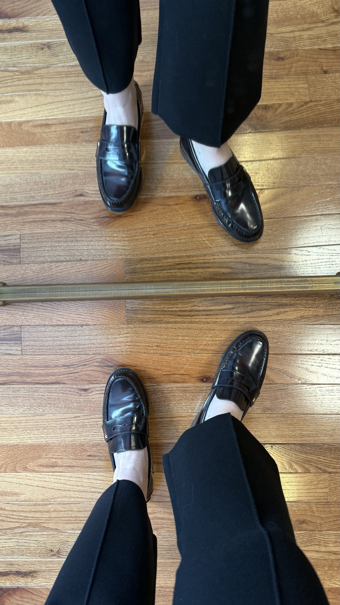 Shoes for everyday - workwear - shoes for work - loafers - women’s effortless pull on pants 

#LTKootd #LTKWorkwear