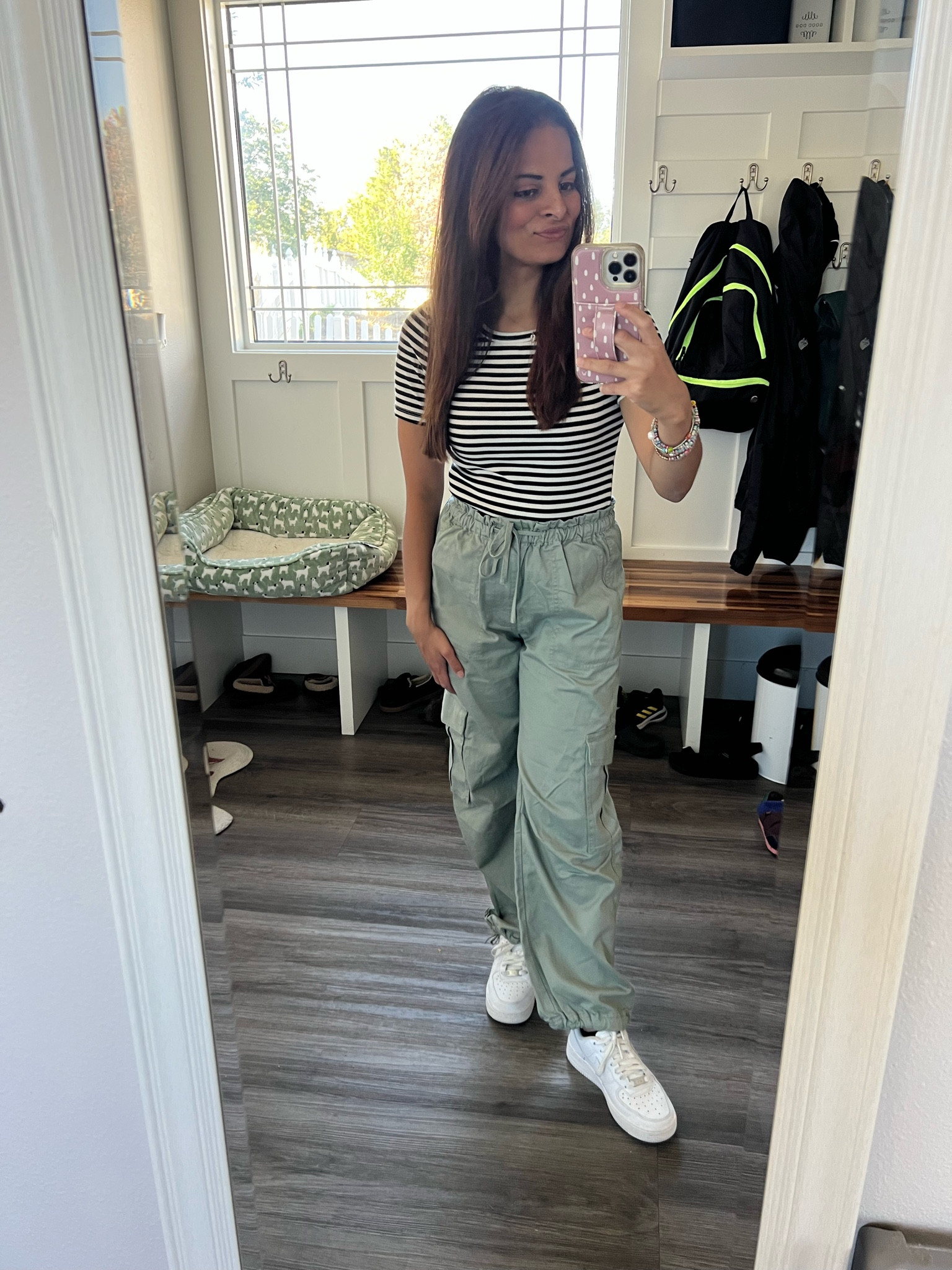 In love with these parachute utility pants!! Never thought I could pull off the look because I’m short but they are so flattering and the fit is perfect!
#parachute #utility #pants #abercrombie

#LTKstyletip #LTKSale #LTKfindsunder100
