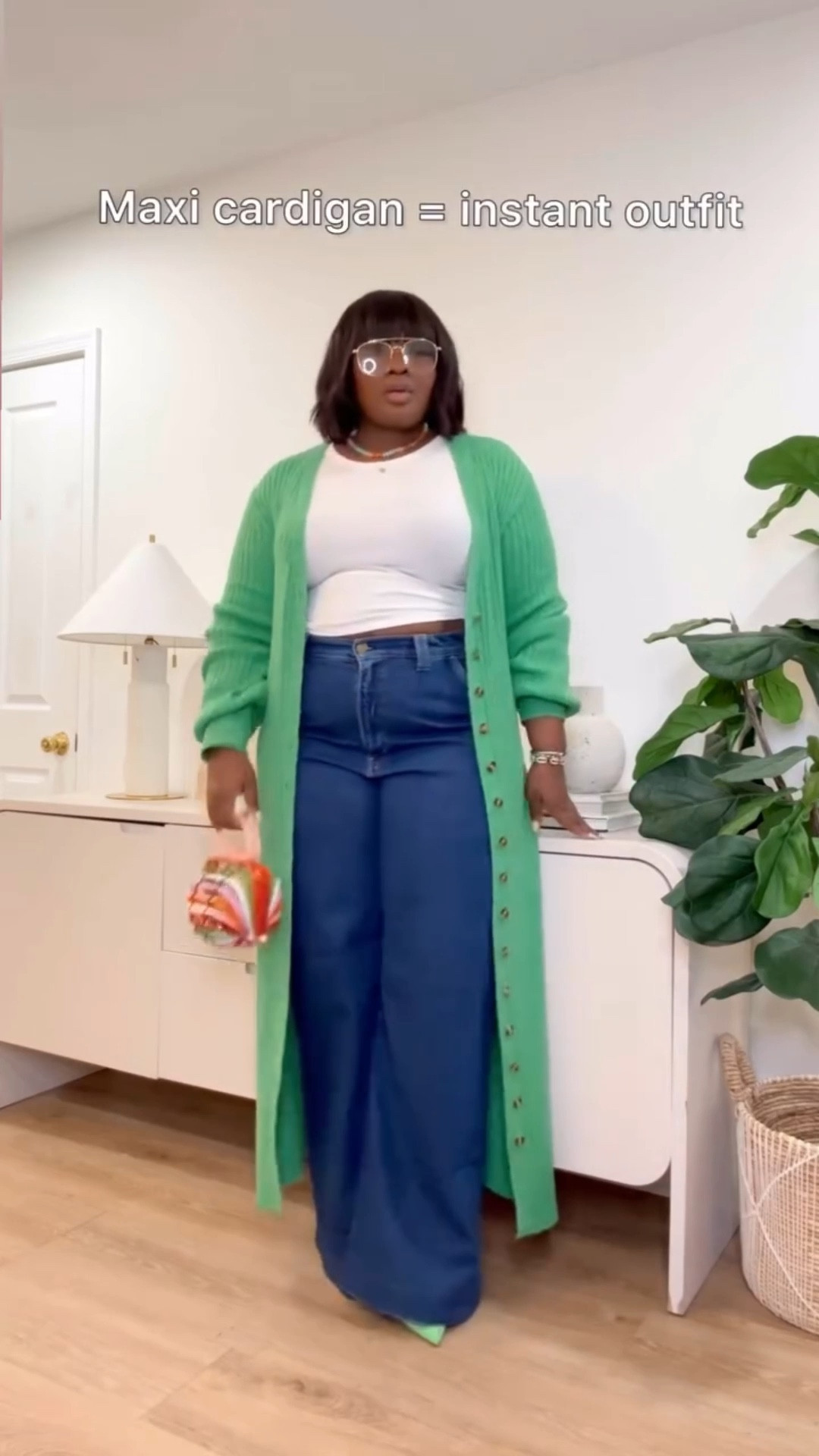 Your spring wardrobe doesn’t need more pieces you’ll wear once and forget about next month… it needs outfits that actually work.

These are the pieces I reach for when I want to look put together without overthinking it flattering, practical, and easy to repeat.

Because the goal isn’t more clothes… it’s better outfits.

Comment SPRING for links to everything ✨

Save this for the next time you feel like you have nothing to wear.
Follow for more outfit formulas that actually make getting dressed easier.
And share this with the friend who keeps saying she needs a whole new wardrobe 👀

#LTKootd #LTKdayinmylife #LTKSaleAlert