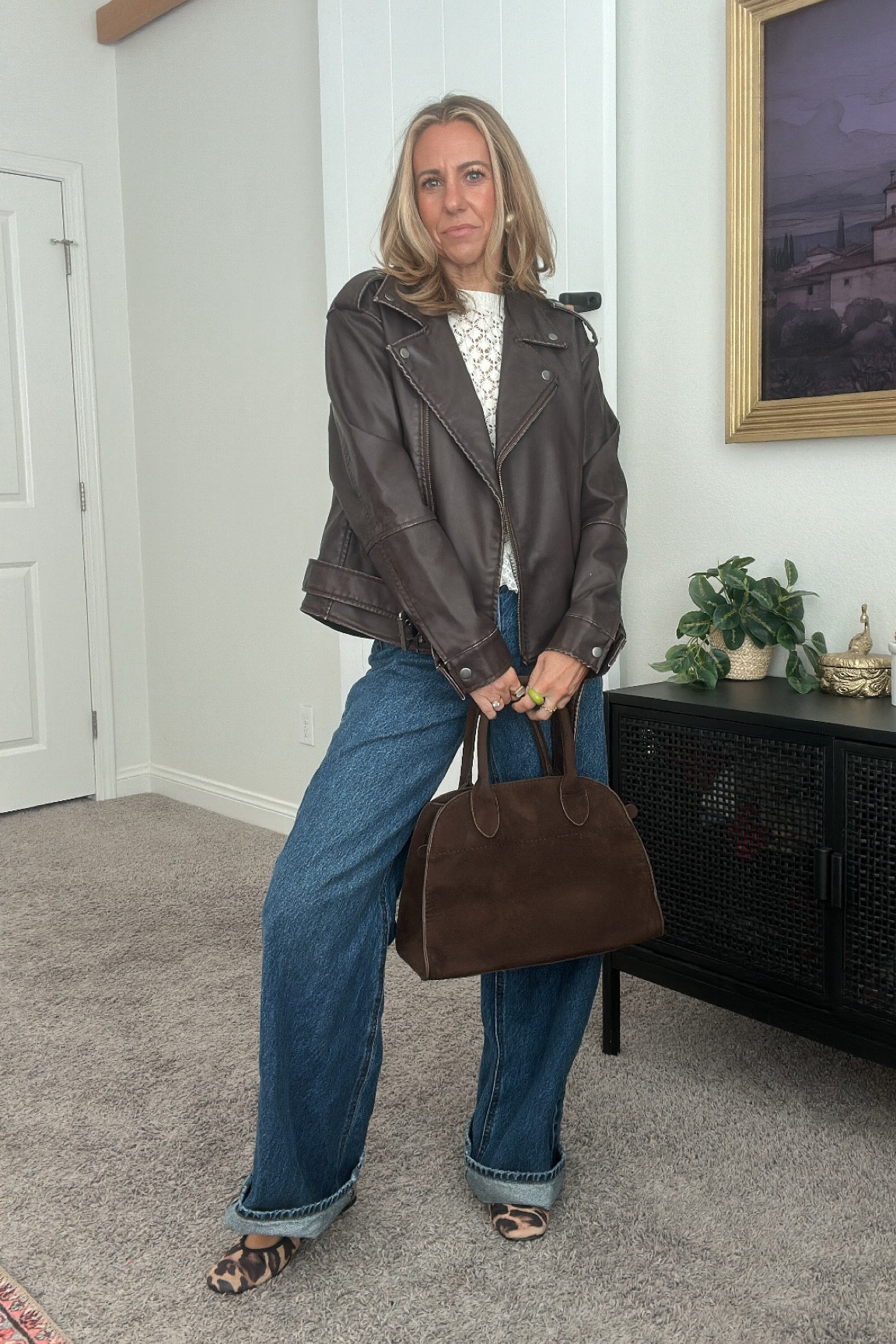 Todays outfit❤️
Target moto jacket size xs
Zara top so linking similar
H&M jeans size 0
Amazon accessories 


#LTKFindsUnder50 #LTKStyleTip #LTKSaleAlert