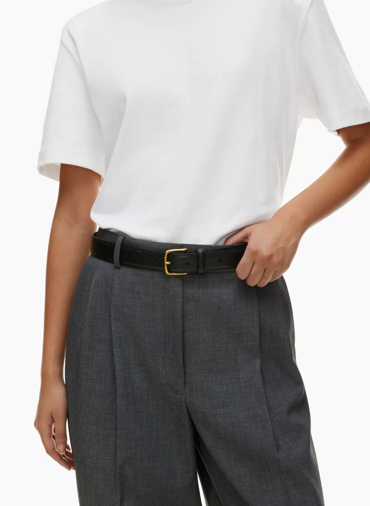 ESSENTIAL LEATHER BELT | Aritzia
