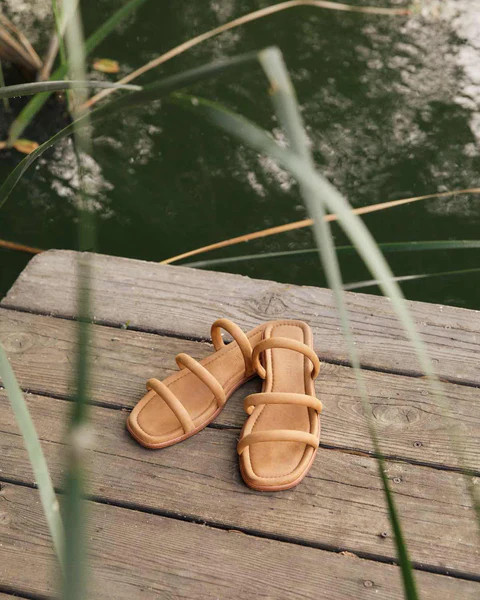 The Monroe Sandal | Walnut Leather | Christy Dawn