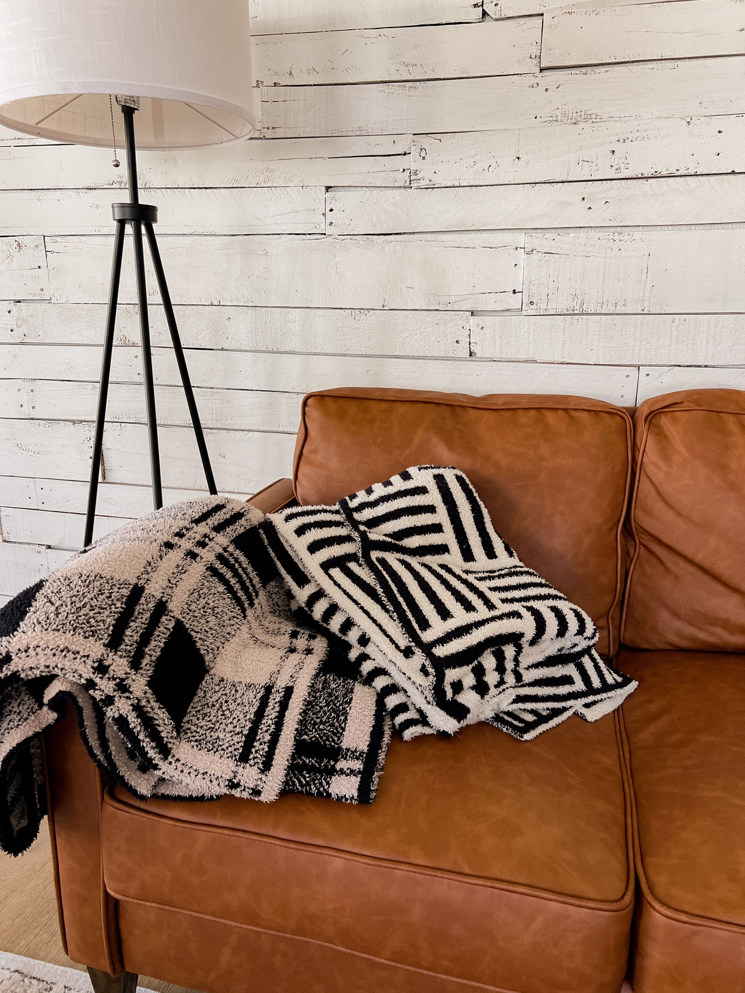 Super cozy soft blankets on sale!


#LTKsalealert #LTKhome #LTKunder50