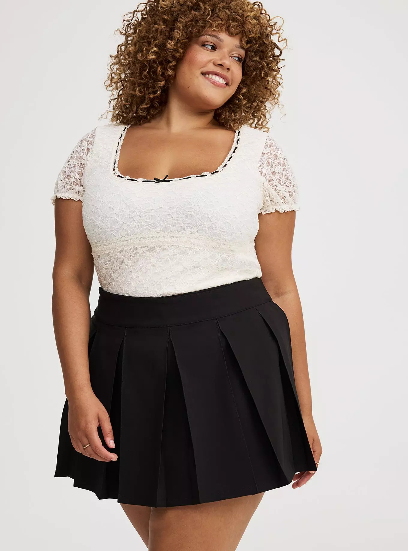 Stretch Lace Scoop-Neck Top | Torrid (US & Canada)