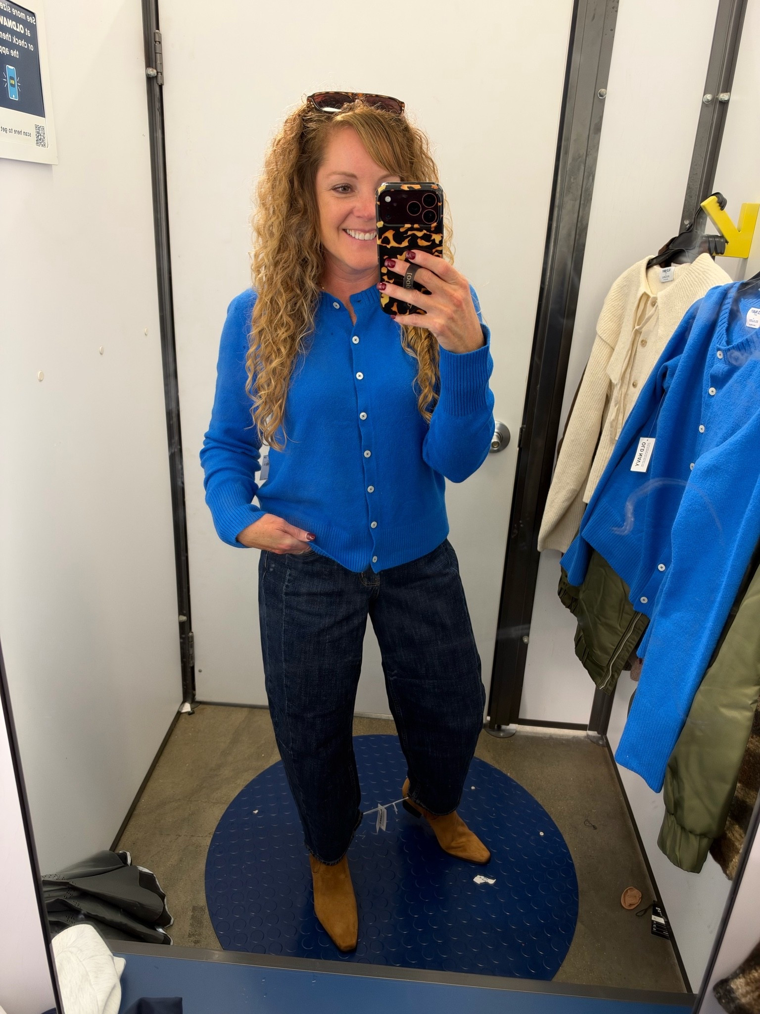 Old Navy sale 40% Sitewide, 50% off for card members! 

Sweater- size Large (wearing medium in the video). I prefer the large
Jeans- 6 reg, tts 
Boots- tts, size 8
@oldnavy #over40